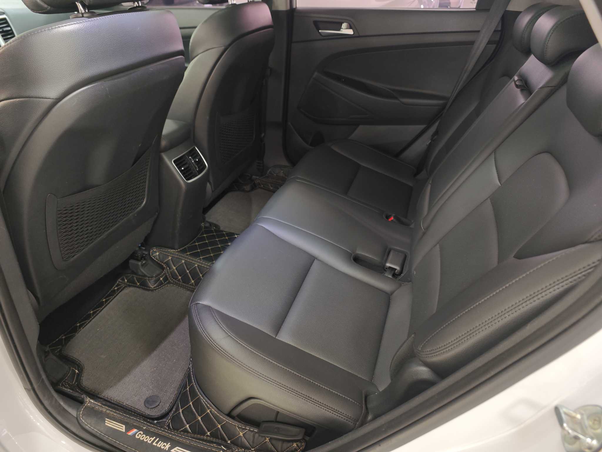 Hyundai Tucson 2017 car image #5