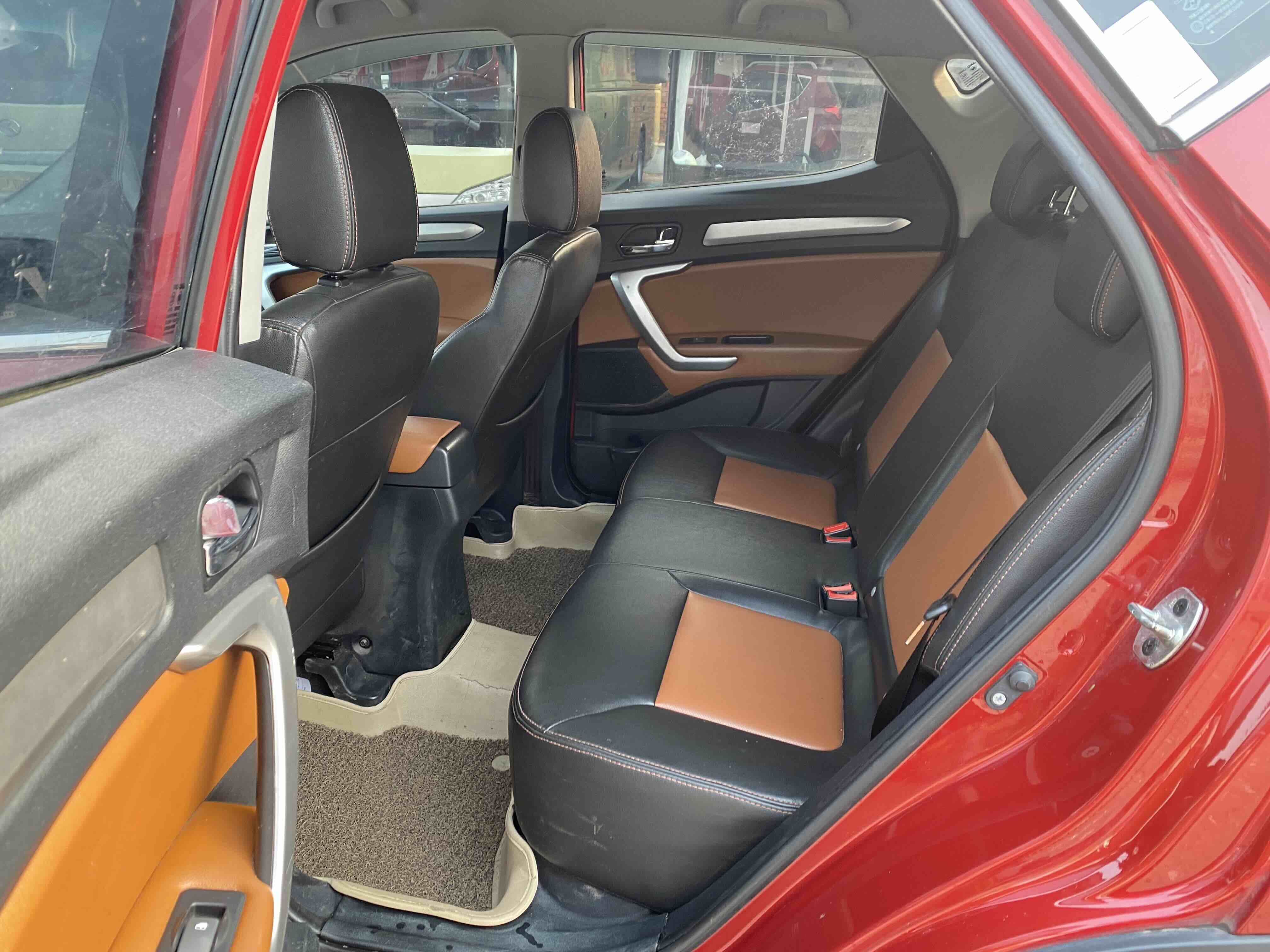 JAC 2015 #5 JAC 2015 car image #5