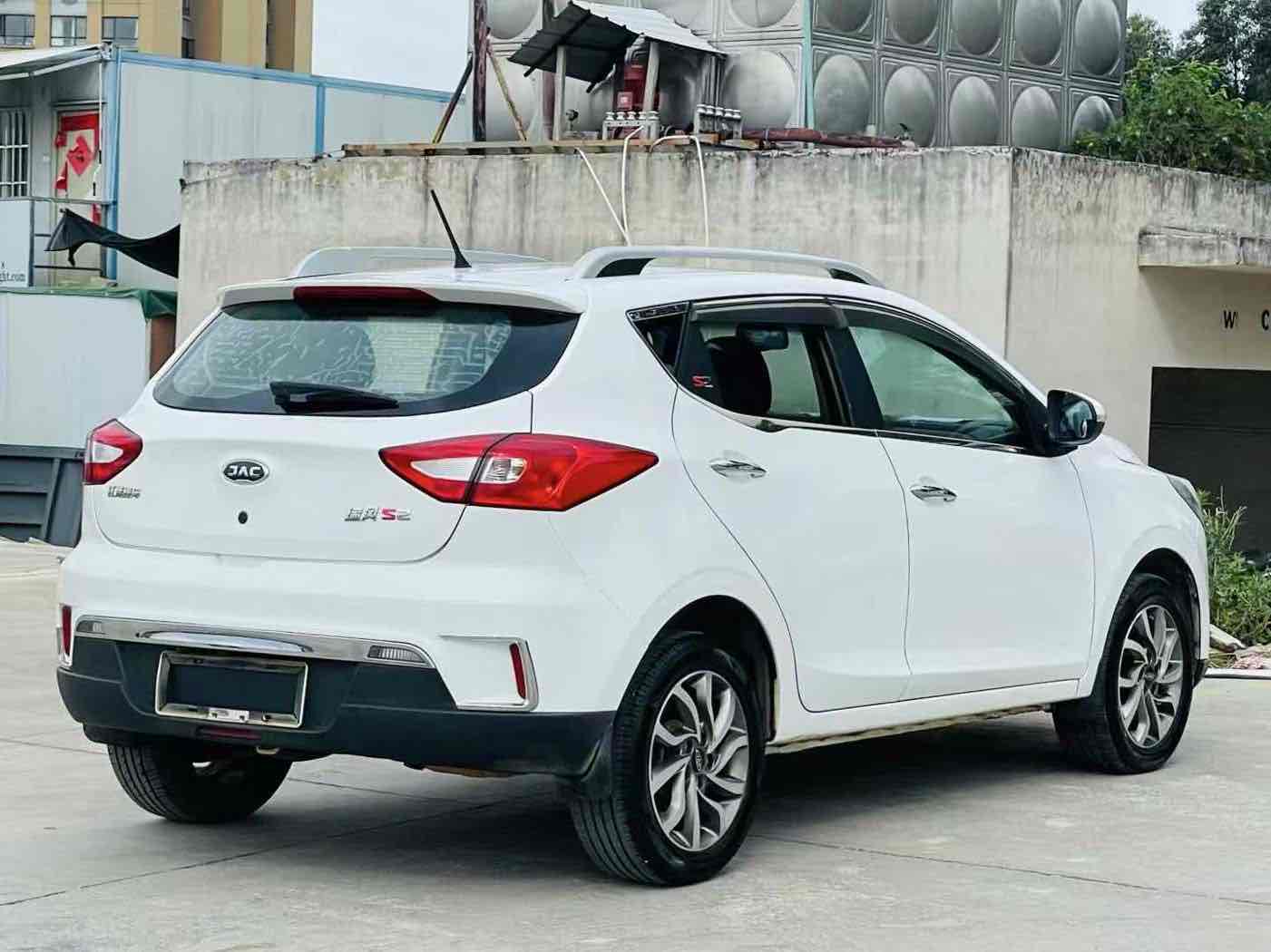 JAC 2016 #5 JAC 2016 car image #5