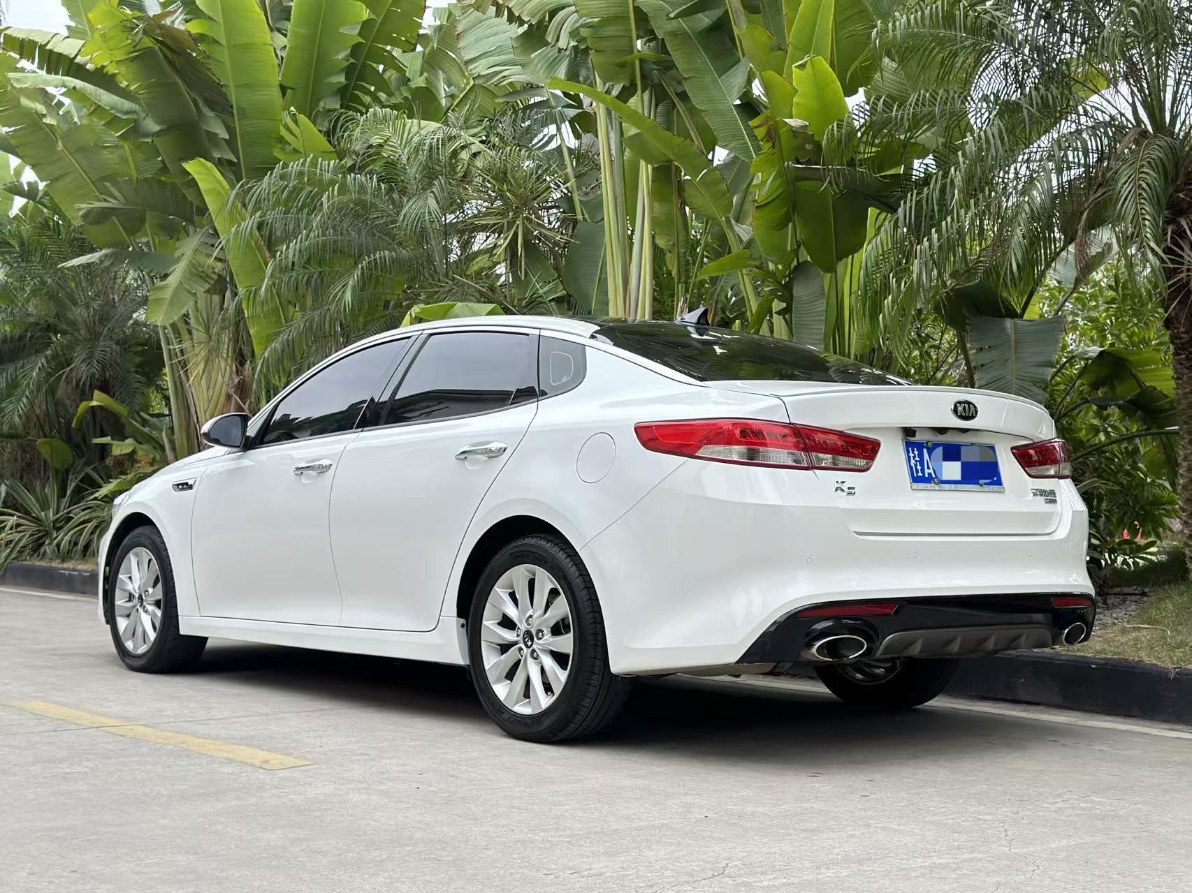 起亚 起亚K5 2016 汽车图片 #5