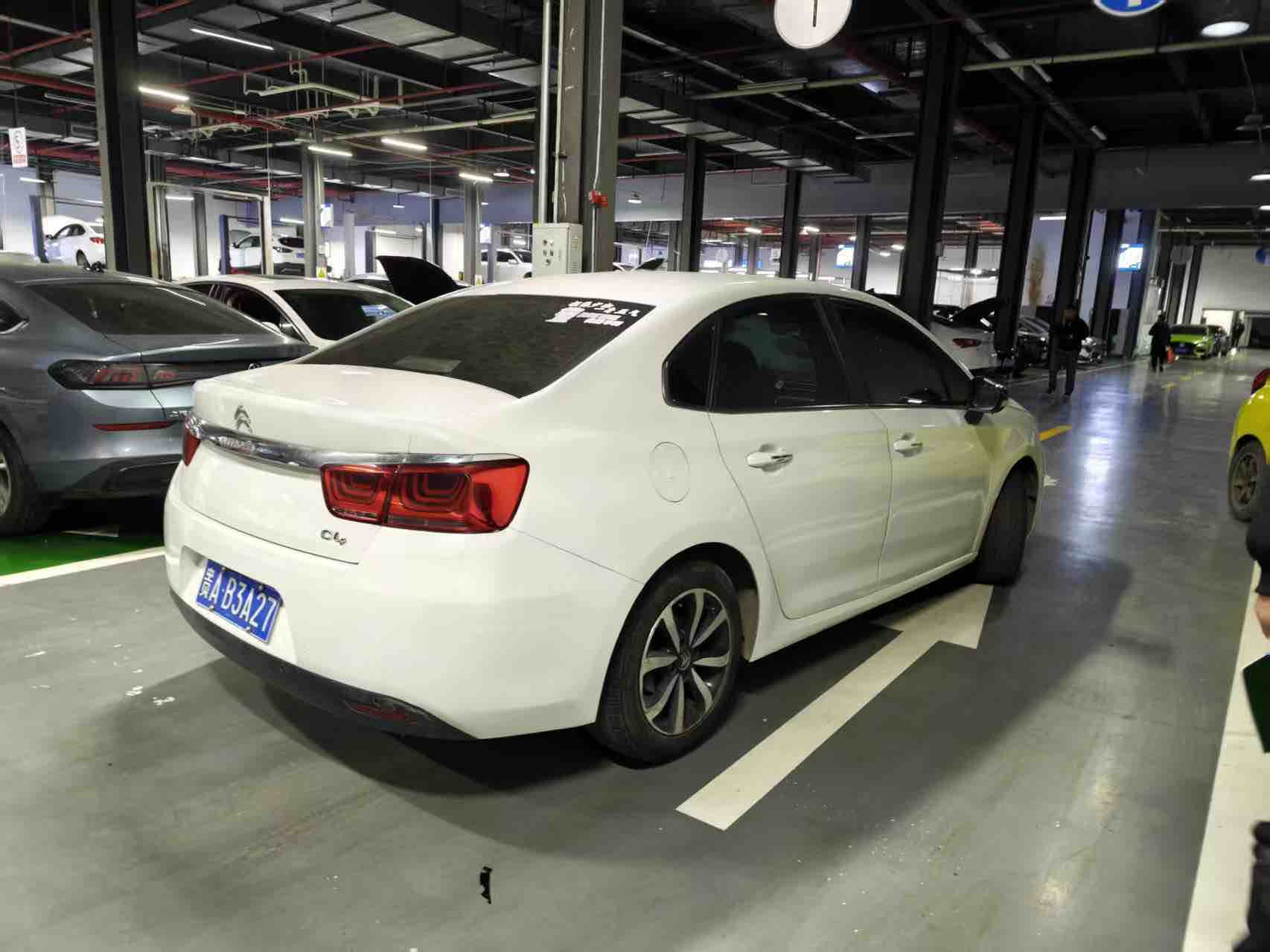 Citroen C4 C-Quatre 2017 #5 Citroen C4 C-Quatre 2017 car image #5