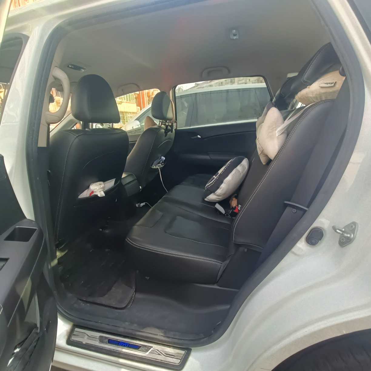 BYD e6 2016 #5 BYD e6 2016 car image #5