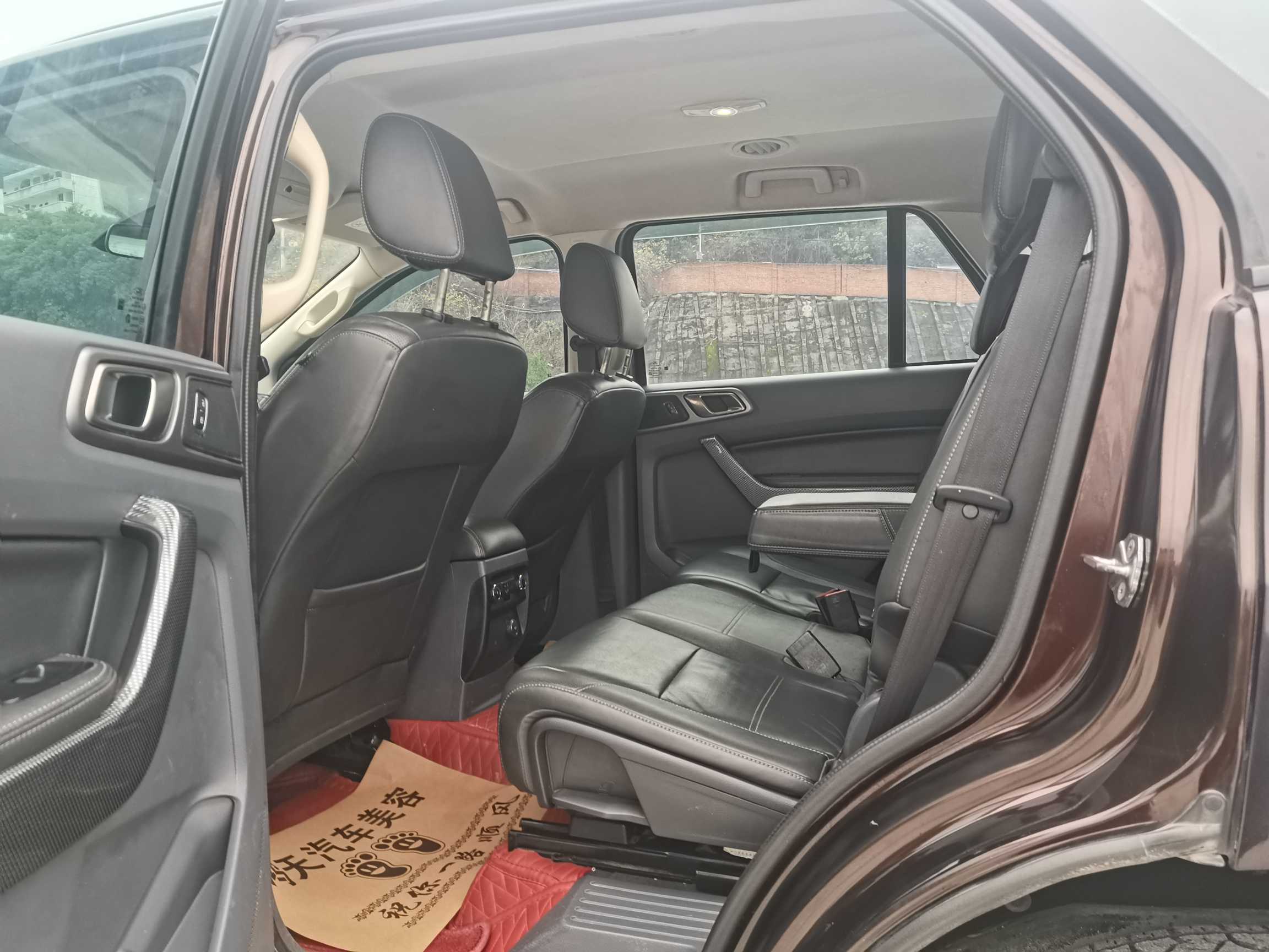 Ford Everest 2016 immagine di auto #5