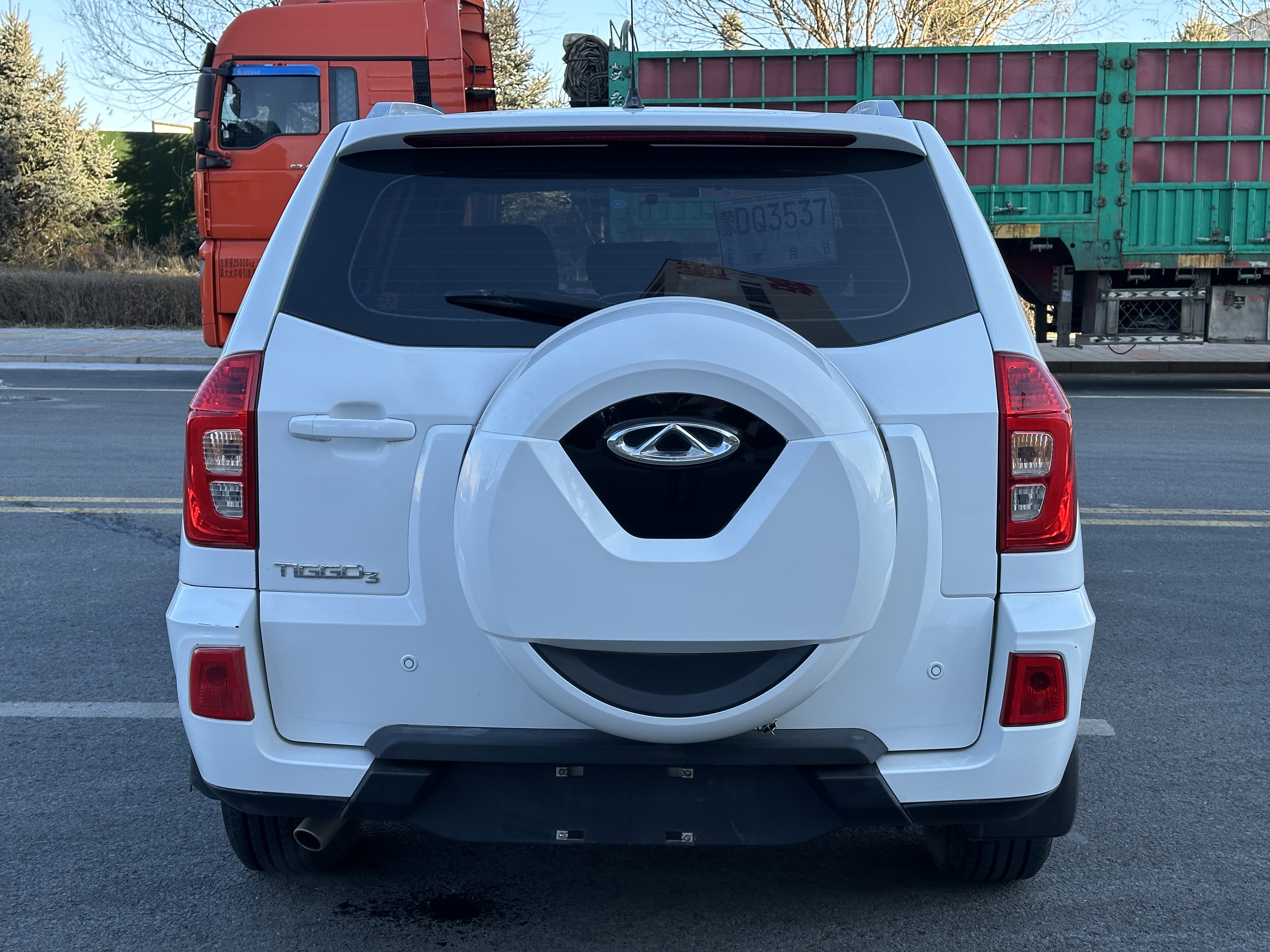 Tiggo 3 2015 #5 Tiggo 3 2015 car image #5