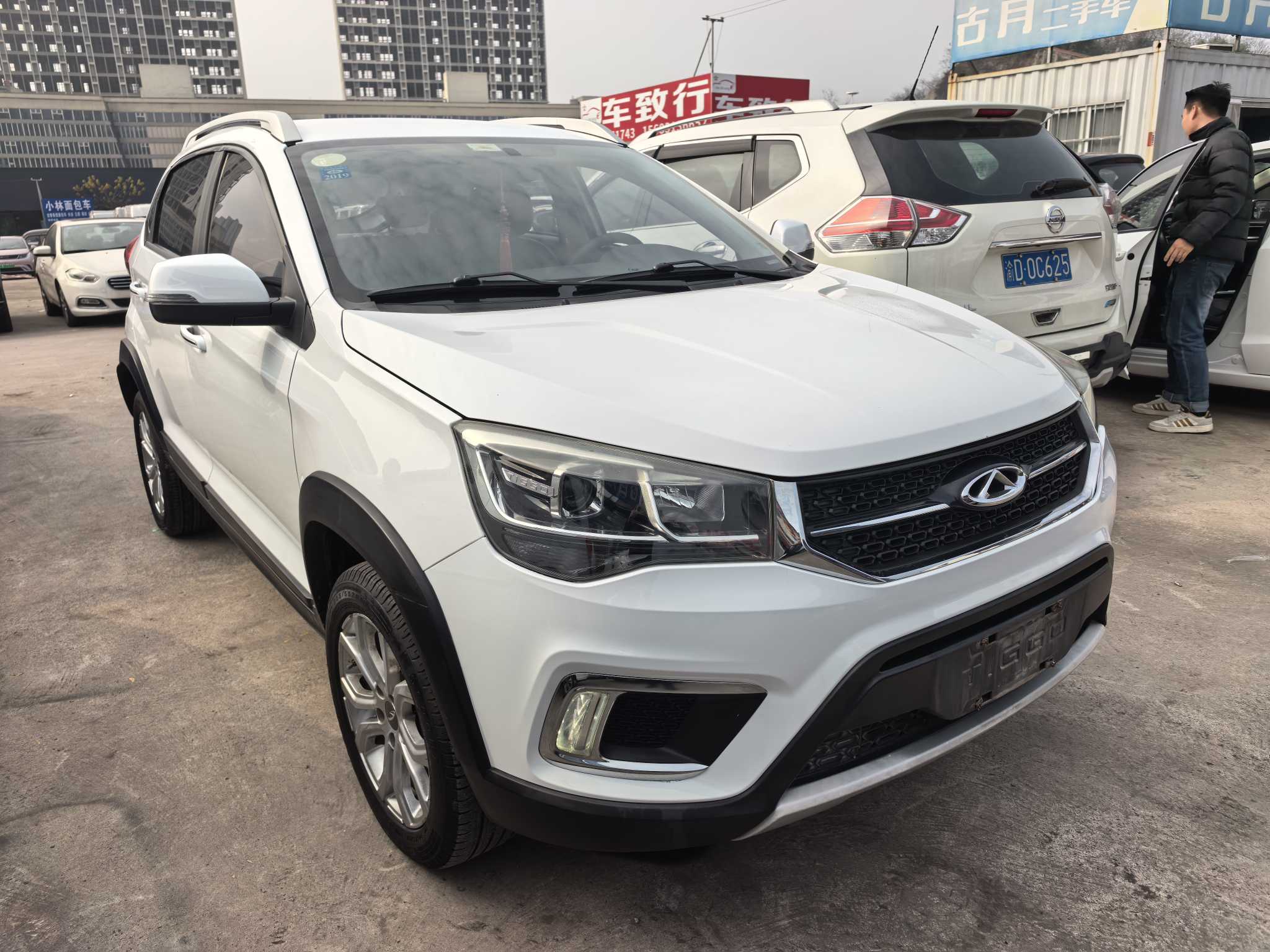 Chery Tiggo 3 2017 immagine di auto #5