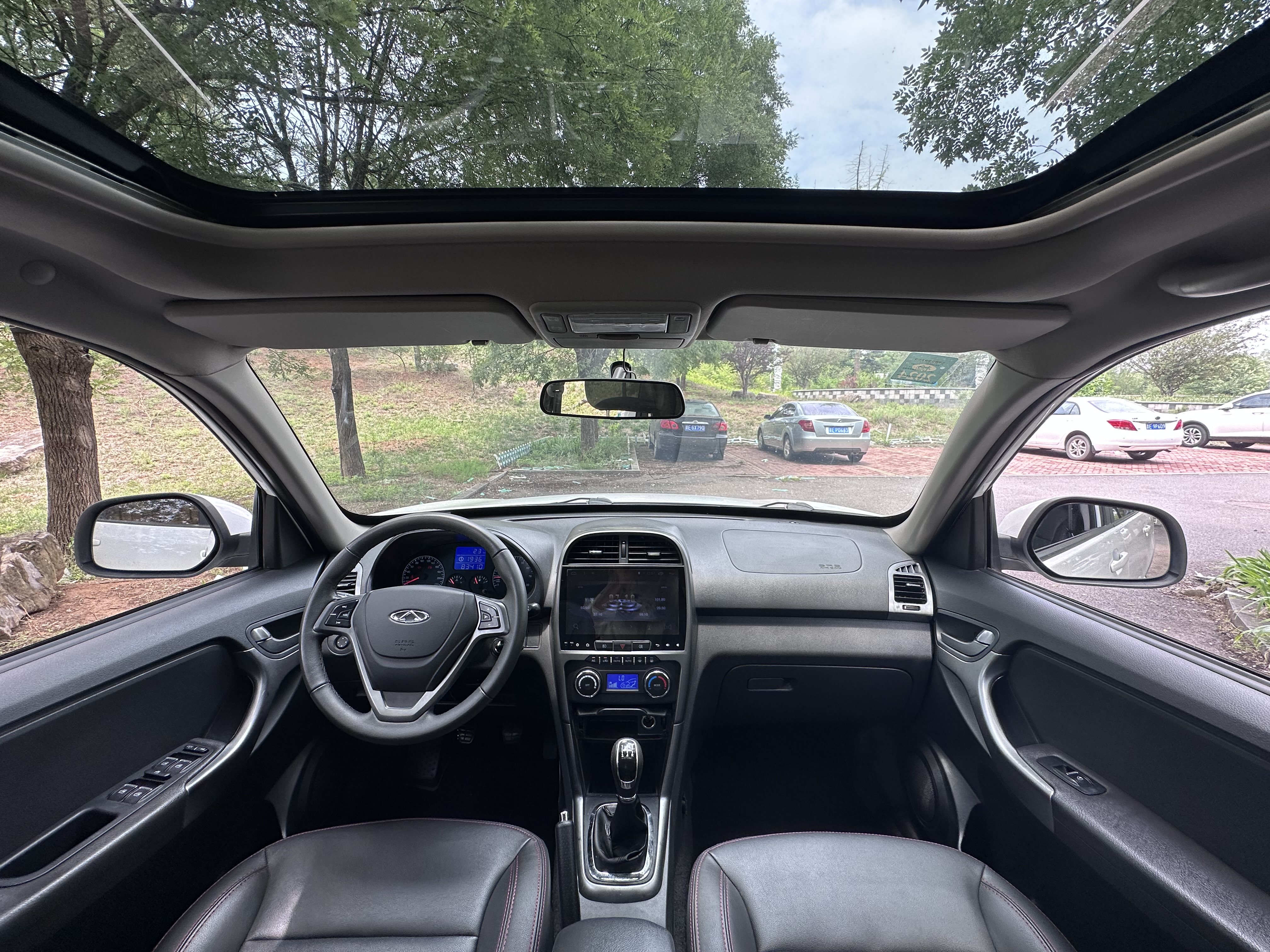 Tiggo 3 2016 #5 Tiggo 3 2016 car image #5