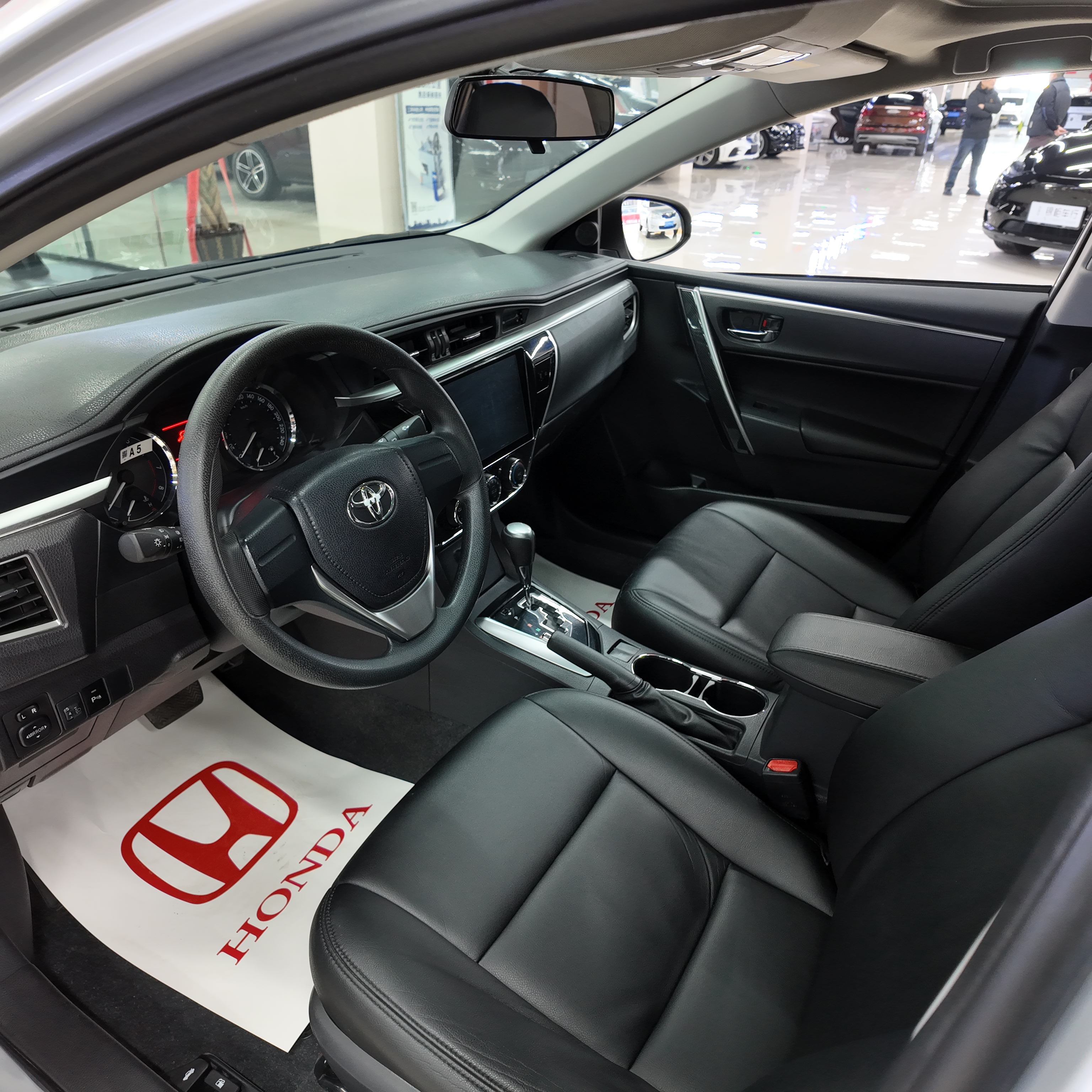Toyota Corolla 2016 #5 Toyota Corolla 2016 car image #5