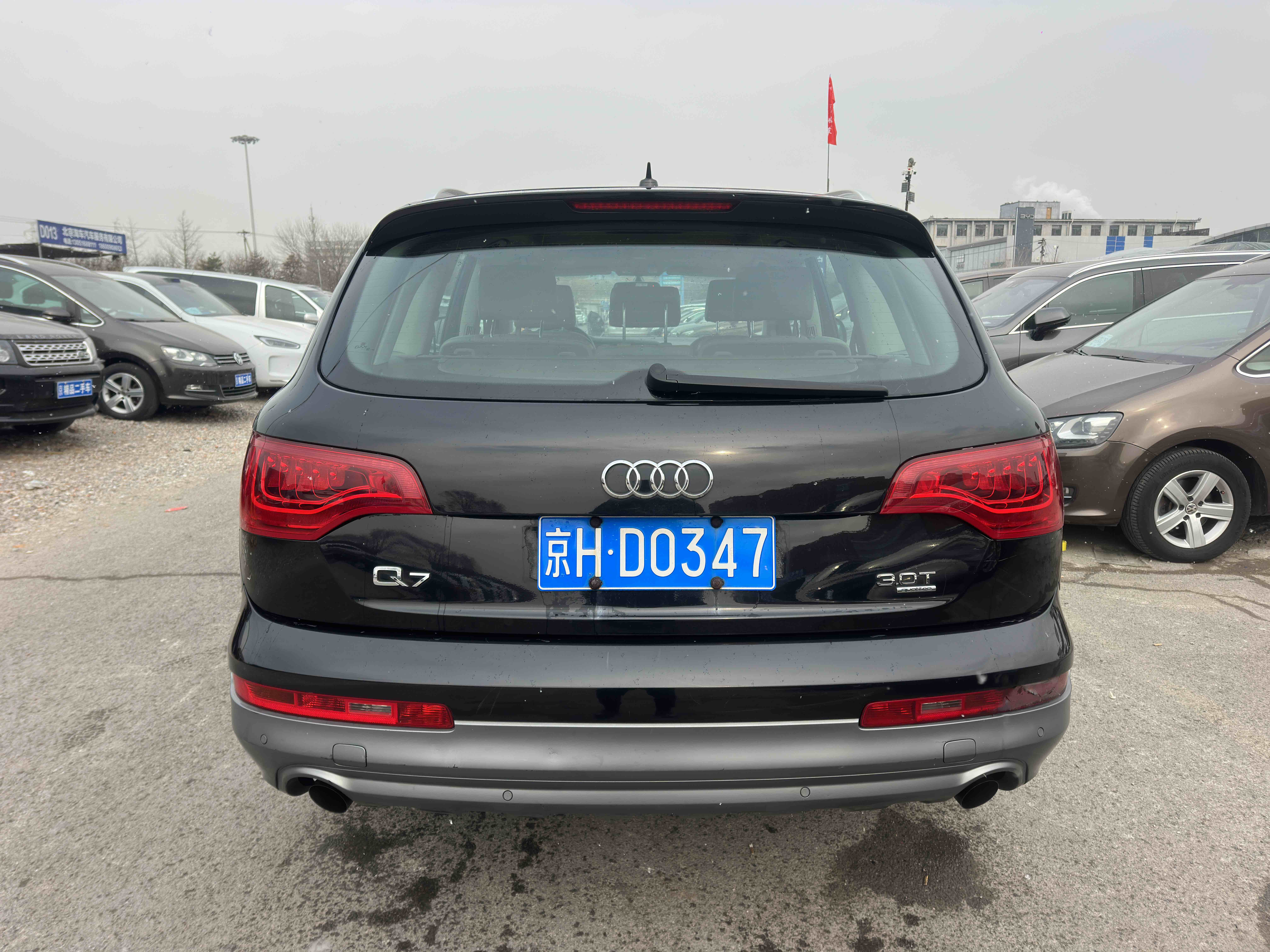 Audi Q7 2011 car image #5