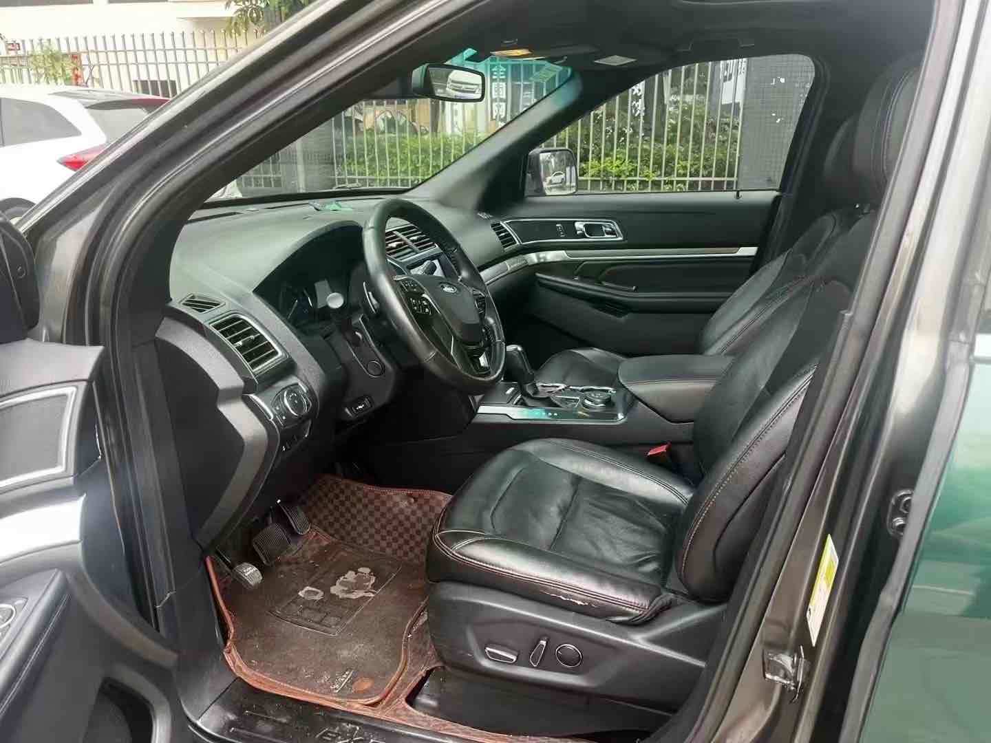 Ford Explorer (Imported) 2016 #5 Ford Explorer (Imported) 2016 car image #5