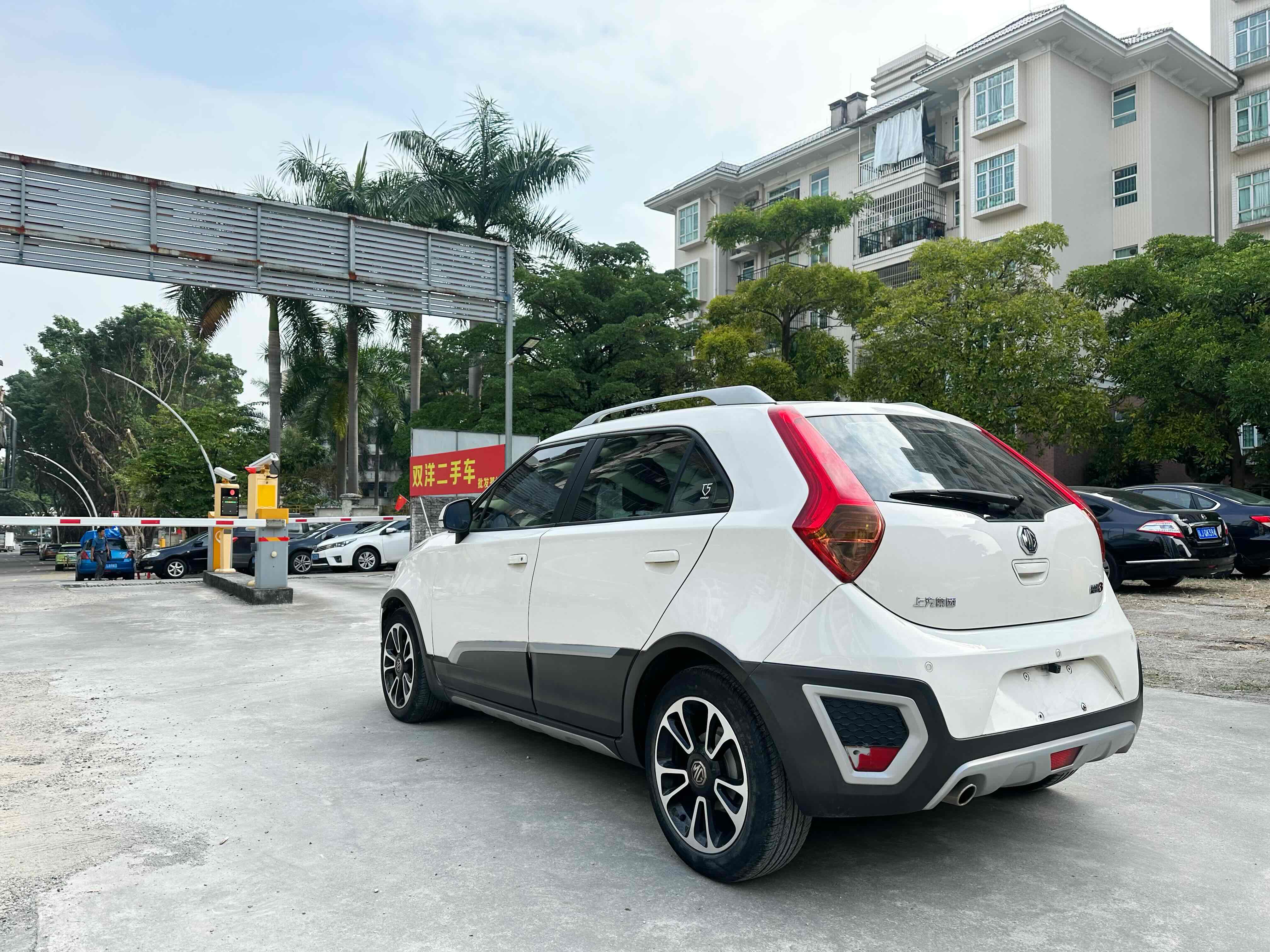 MG 3 SW 2016 car image #5