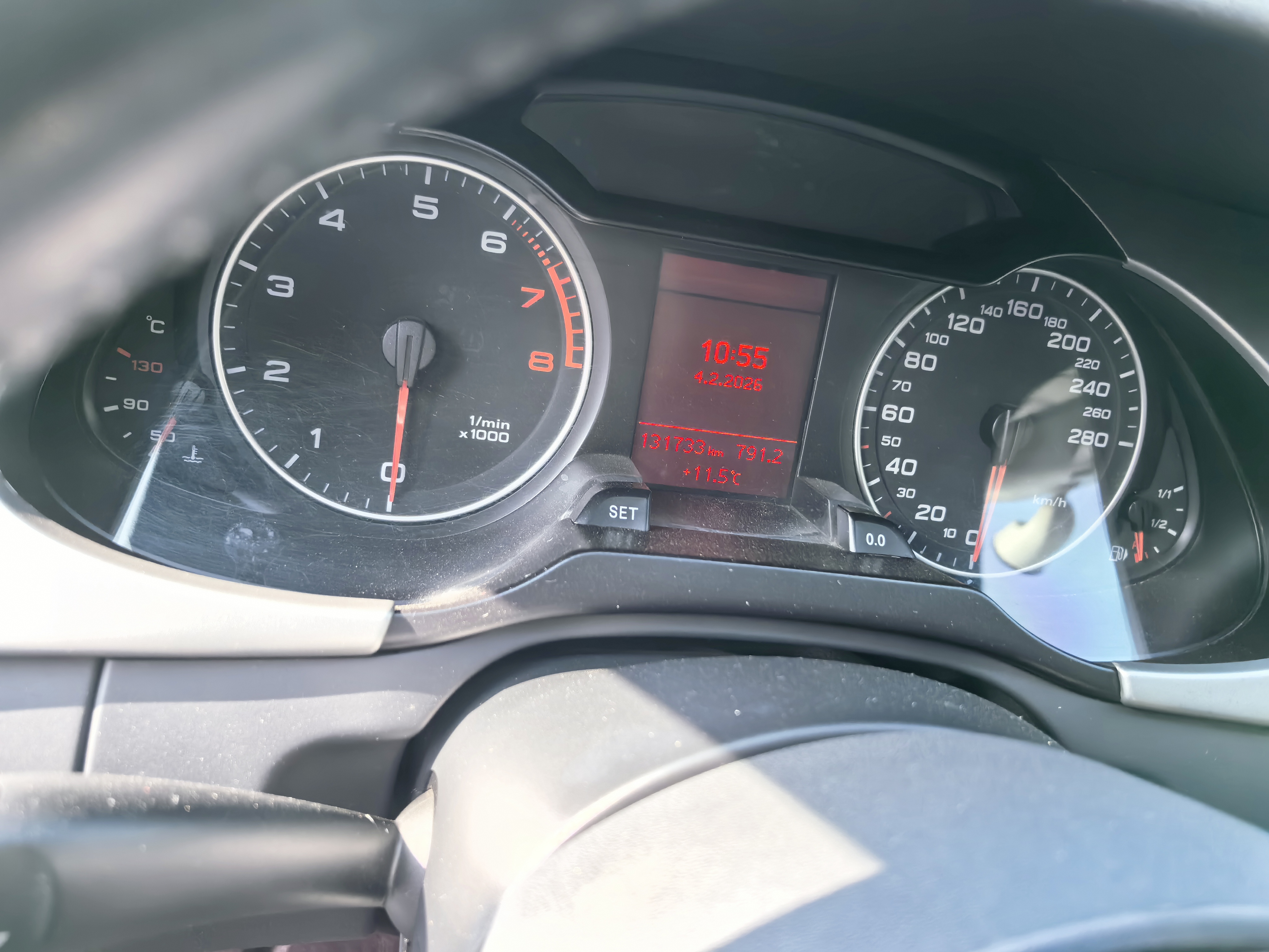 Audi A4L 2012 #5 Audi A4L 2012 car image #5