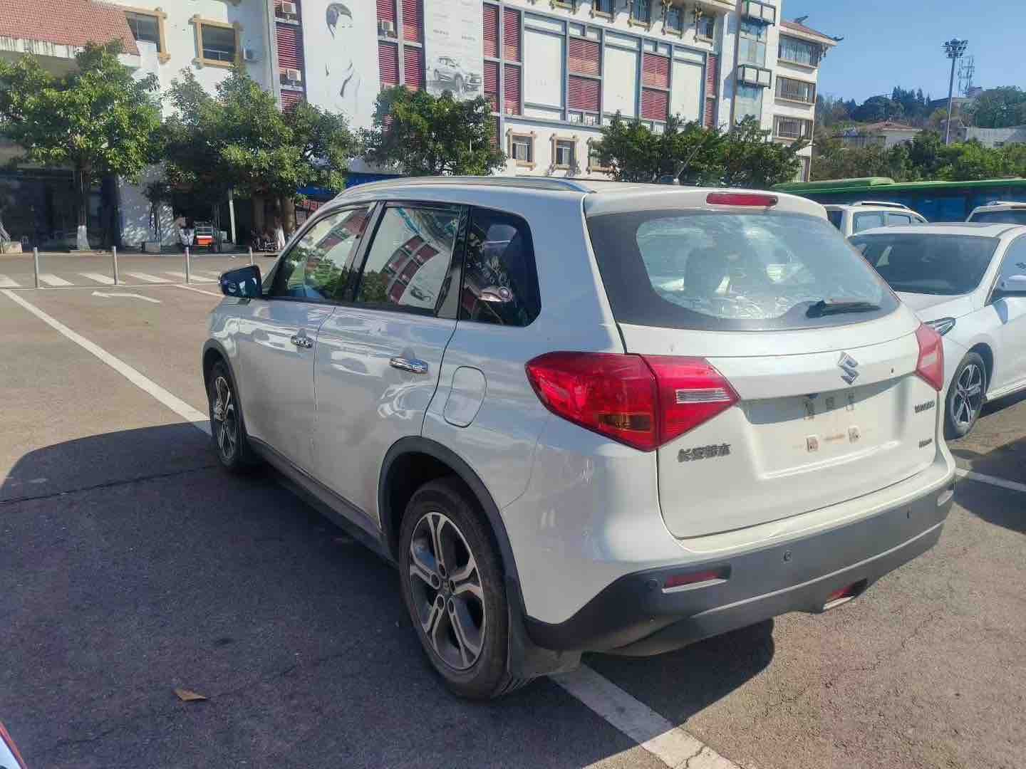 Suzuki Vitara 2016 изображение автомобиля #5