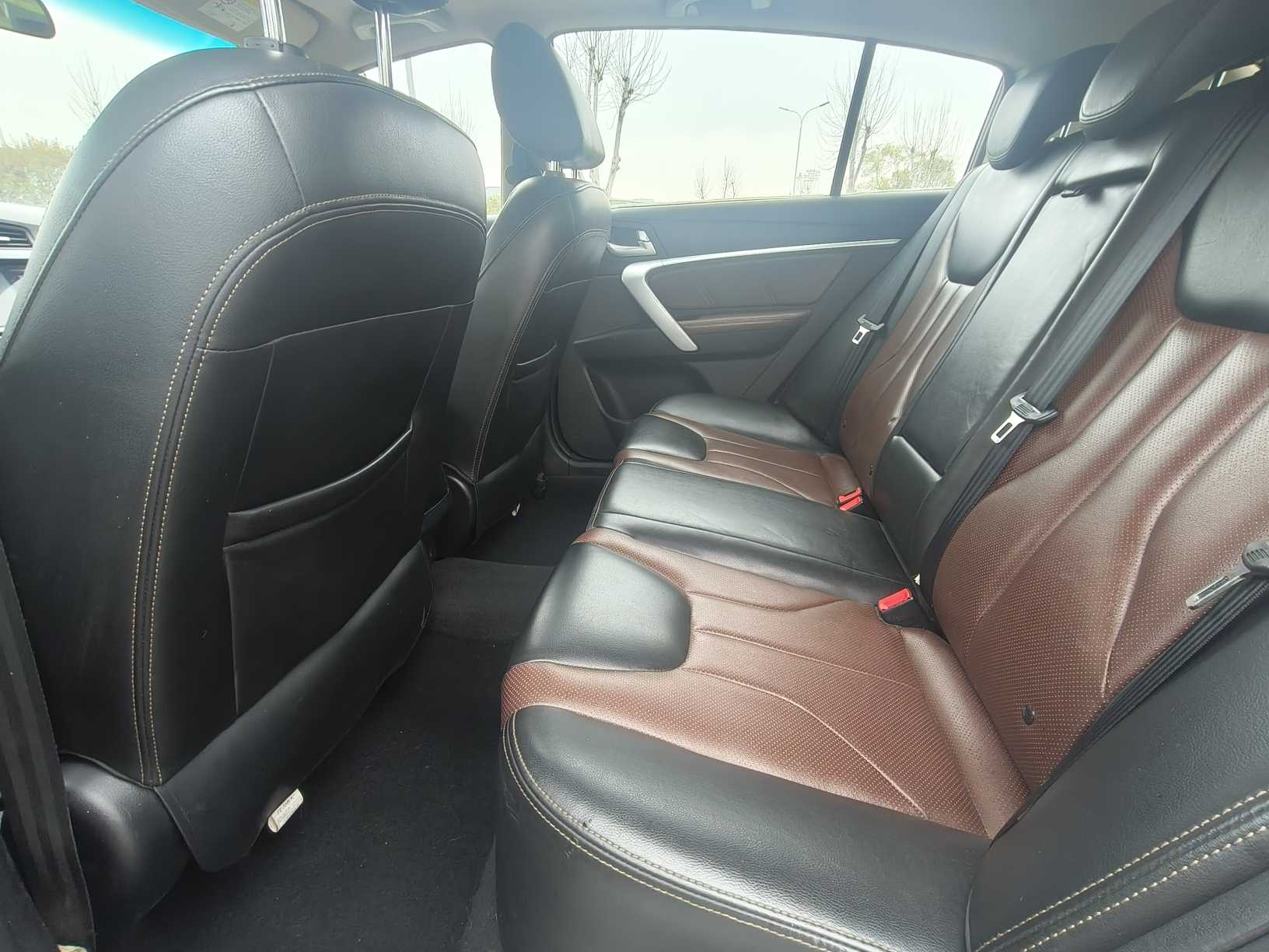 Emgrand 2017 #5 Emgrand 2017 car image #5