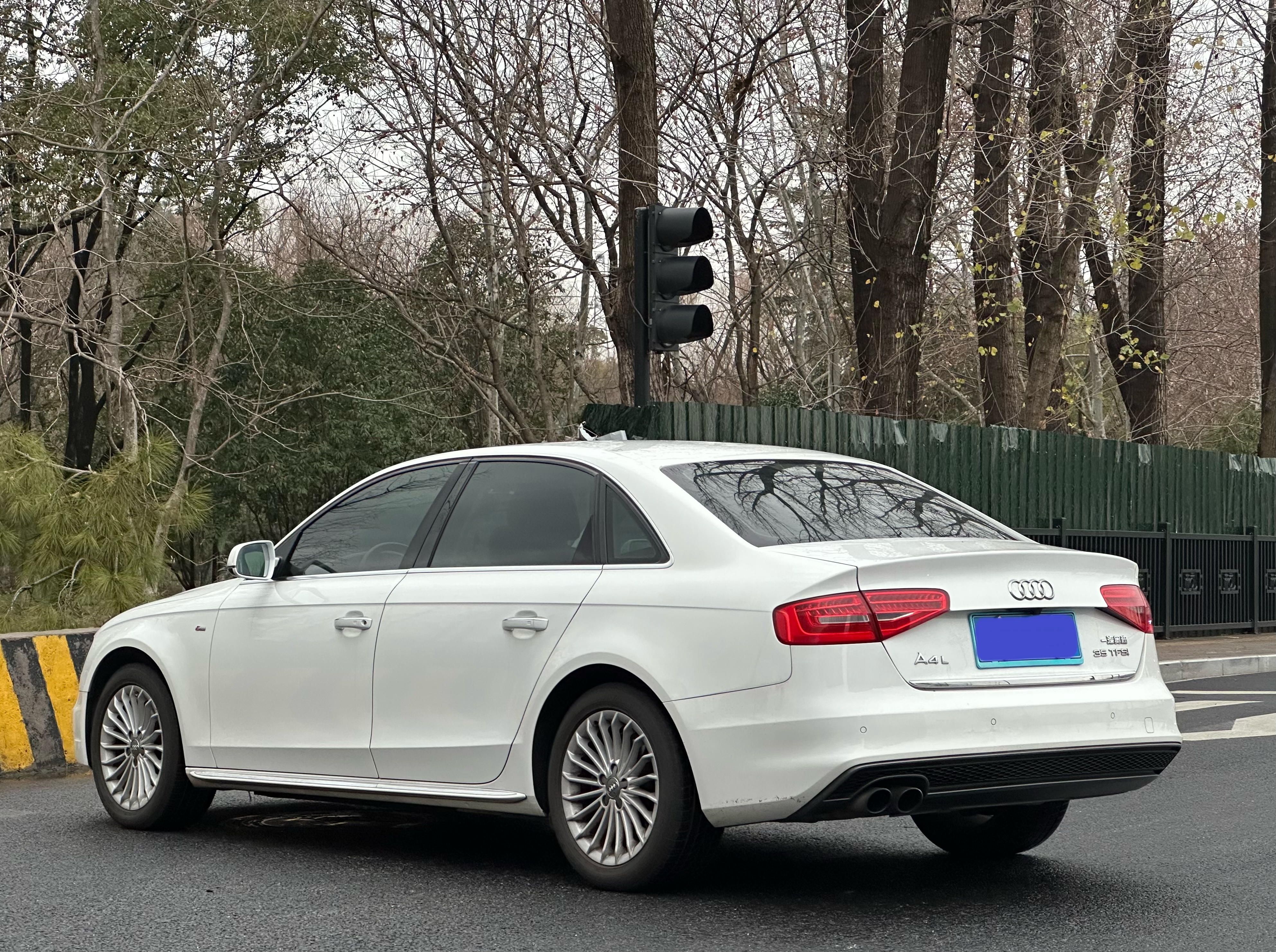 Audi A4L 2016 car image #5