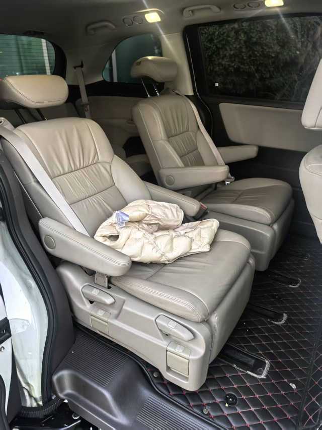 Honda ODYSSEY 2016 car image #5