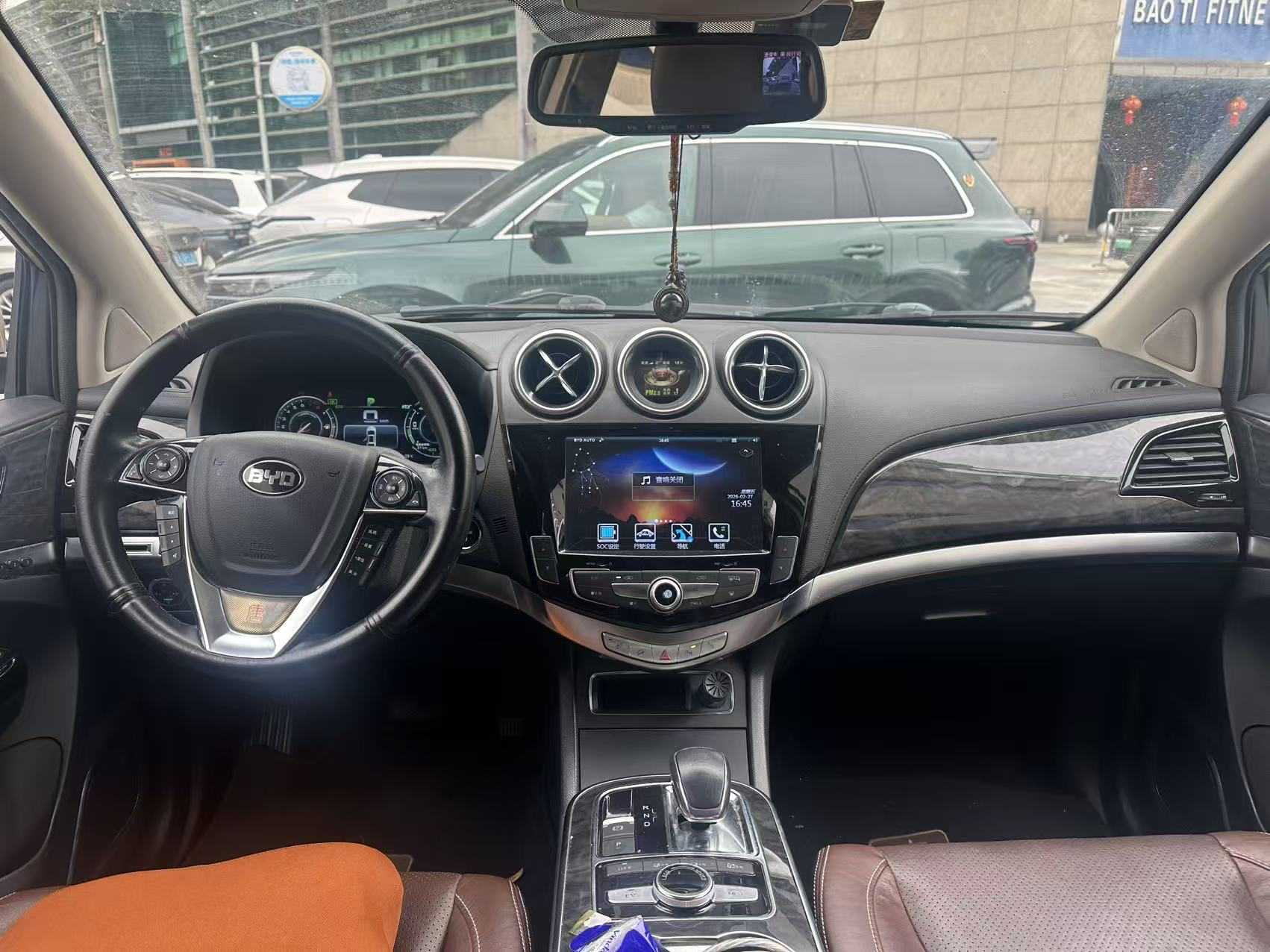 BYD Tang New Energy 2016 #5 BYD Tang New Energy 2016 car image #5