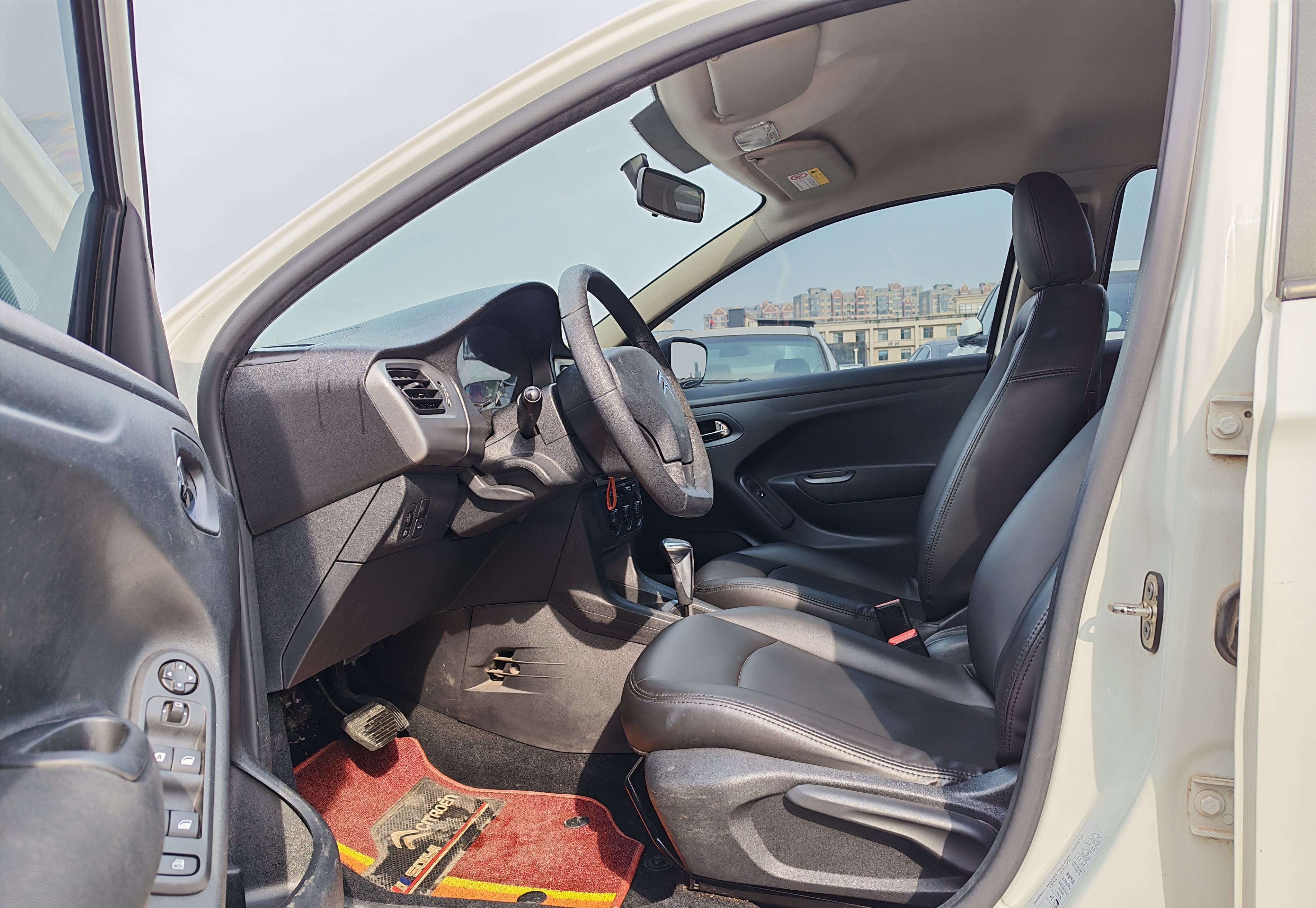 Citroen C-Elysée 2016 imagem de carro #5