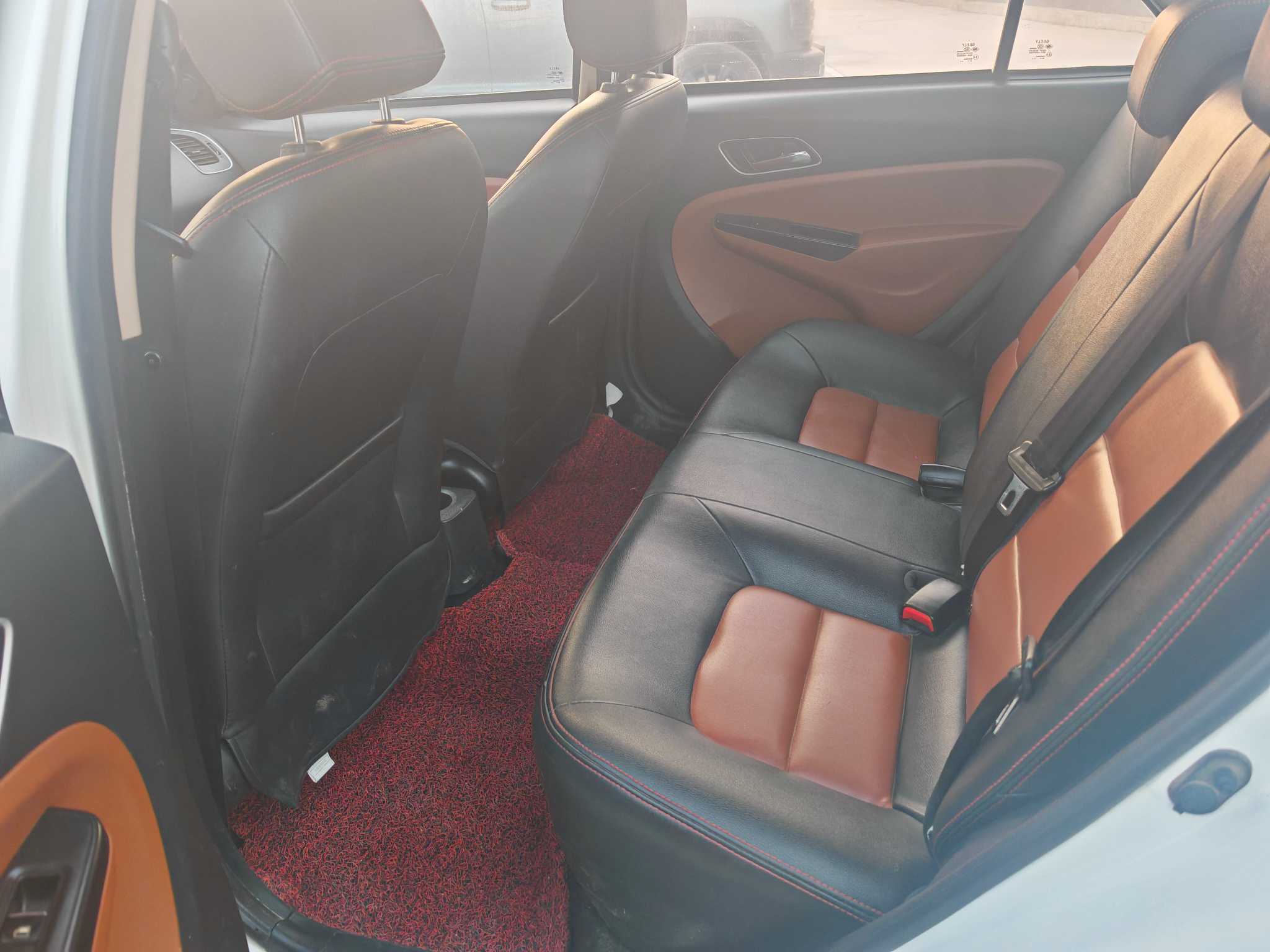 GEELY KingKong 2016 car image #5