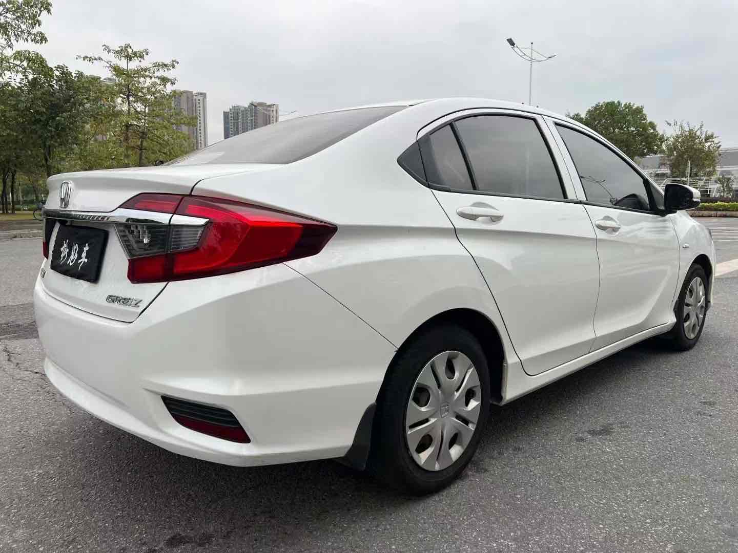 Honda Greiz 2017 #5 Honda Greiz 2017 image de voiture #5