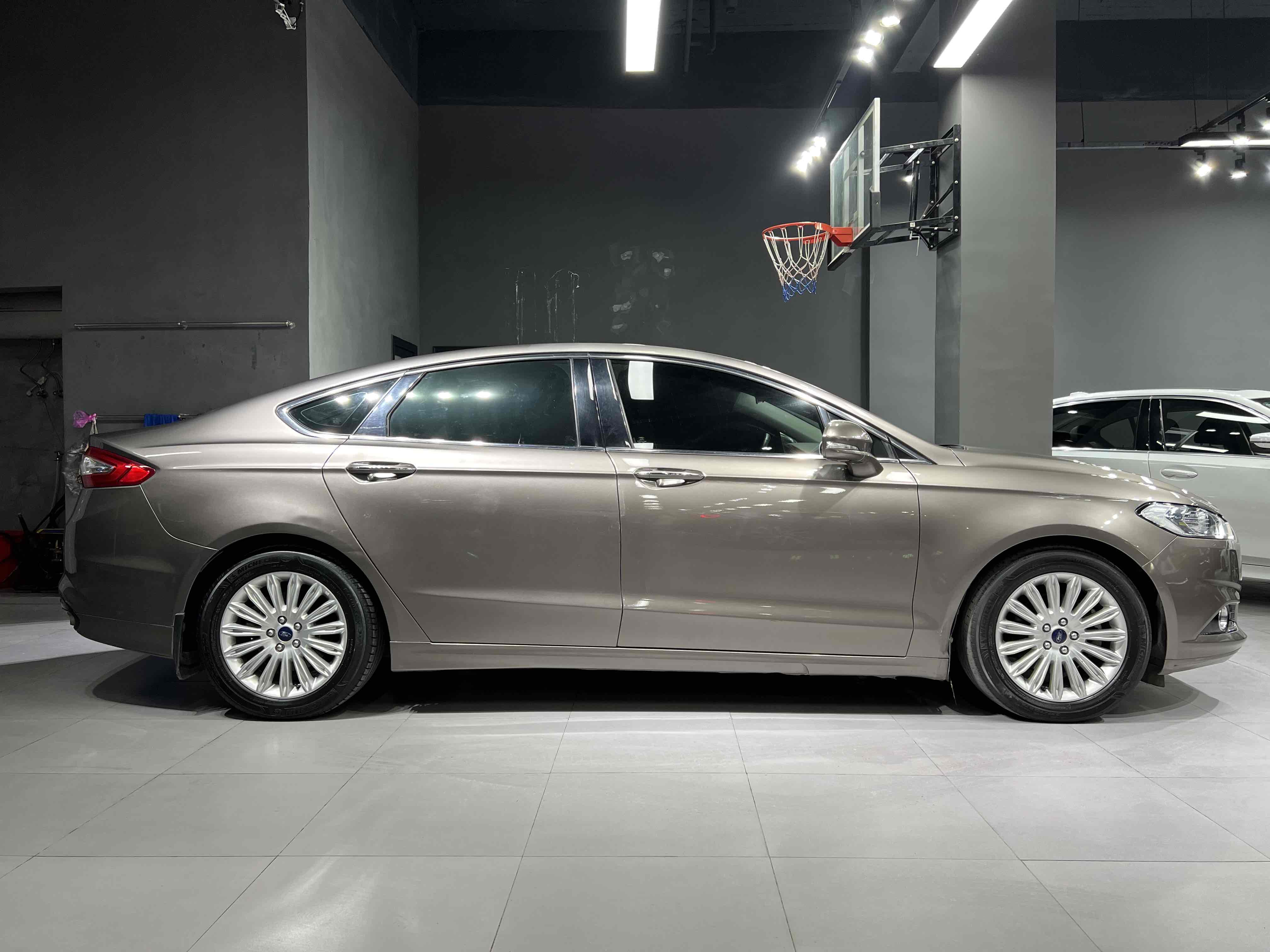 Ford Zhisheng 2016 #5 Ford Zhisheng 2016 car image #5