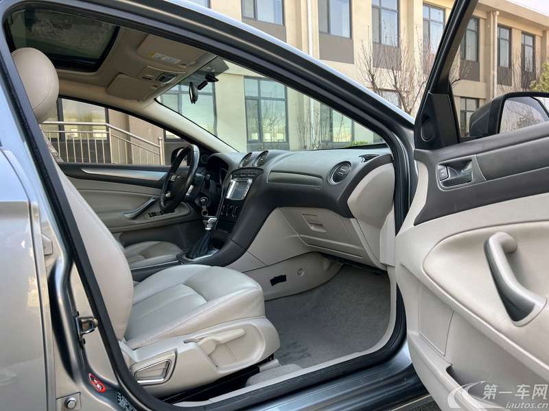 Ford Zhisheng 2012 #5 Ford Zhisheng 2012 car image #5