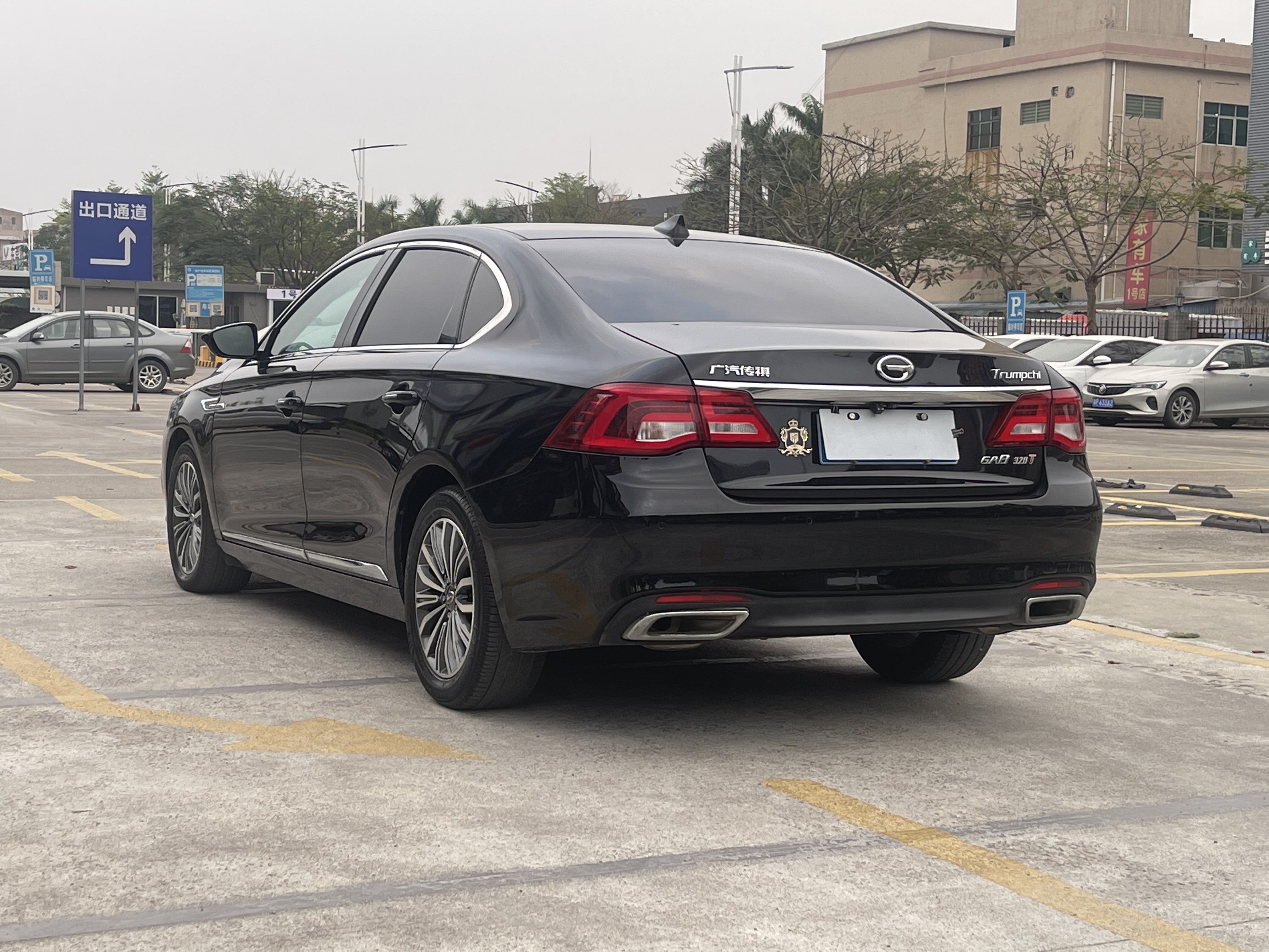 GAC Trumpchi GA8 2017 #5 GAC Trumpchi GA8 2017 car image #5