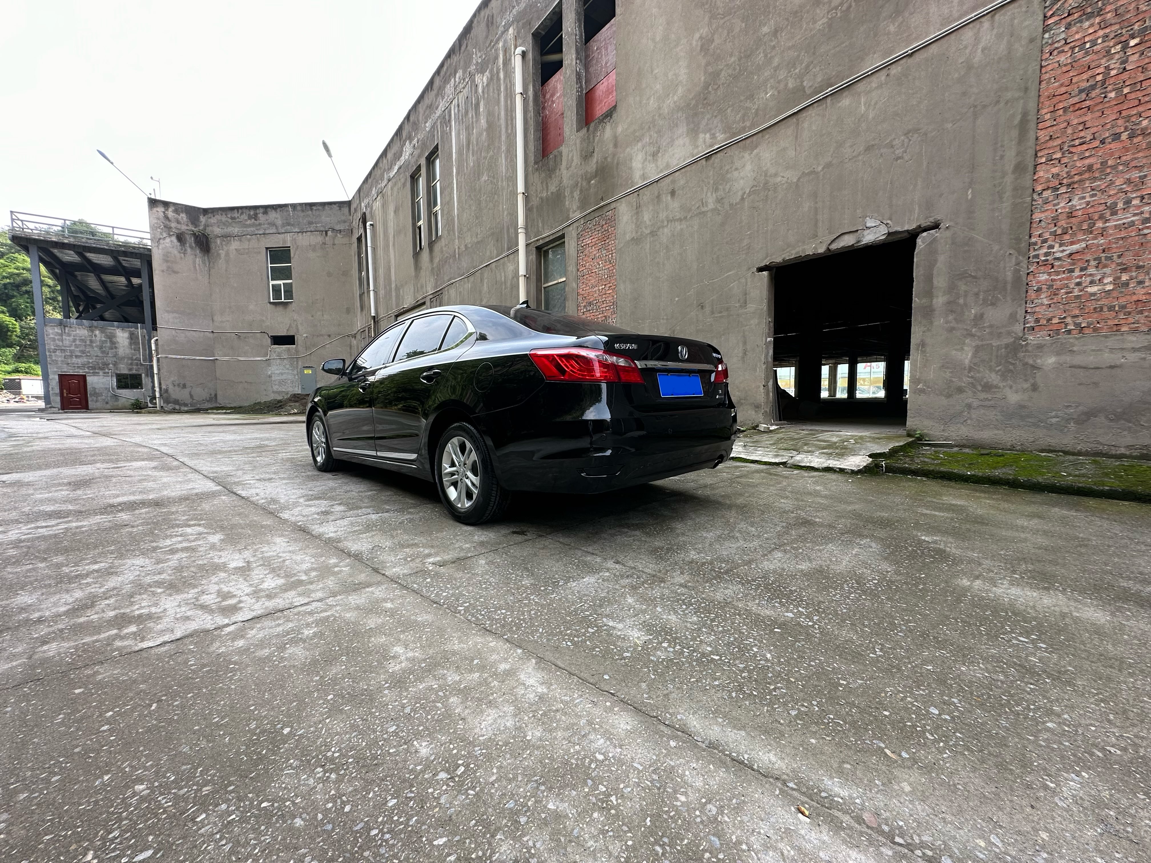 Changan Raeton 2016 #5 Changan Raeton 2016 car image #5