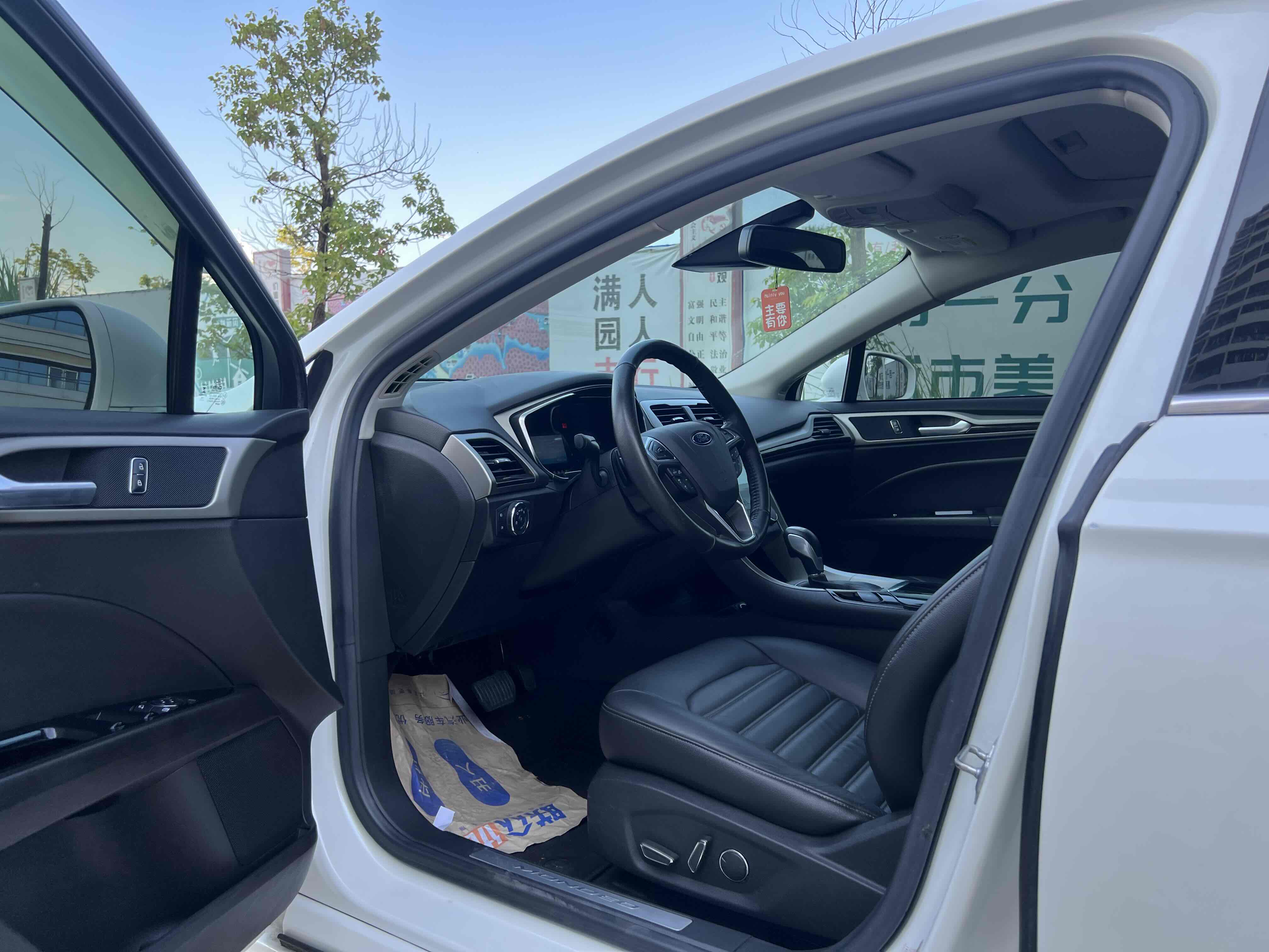 Ford Zhisheng 2015 #5 Ford Zhisheng 2015 immagine di auto #5