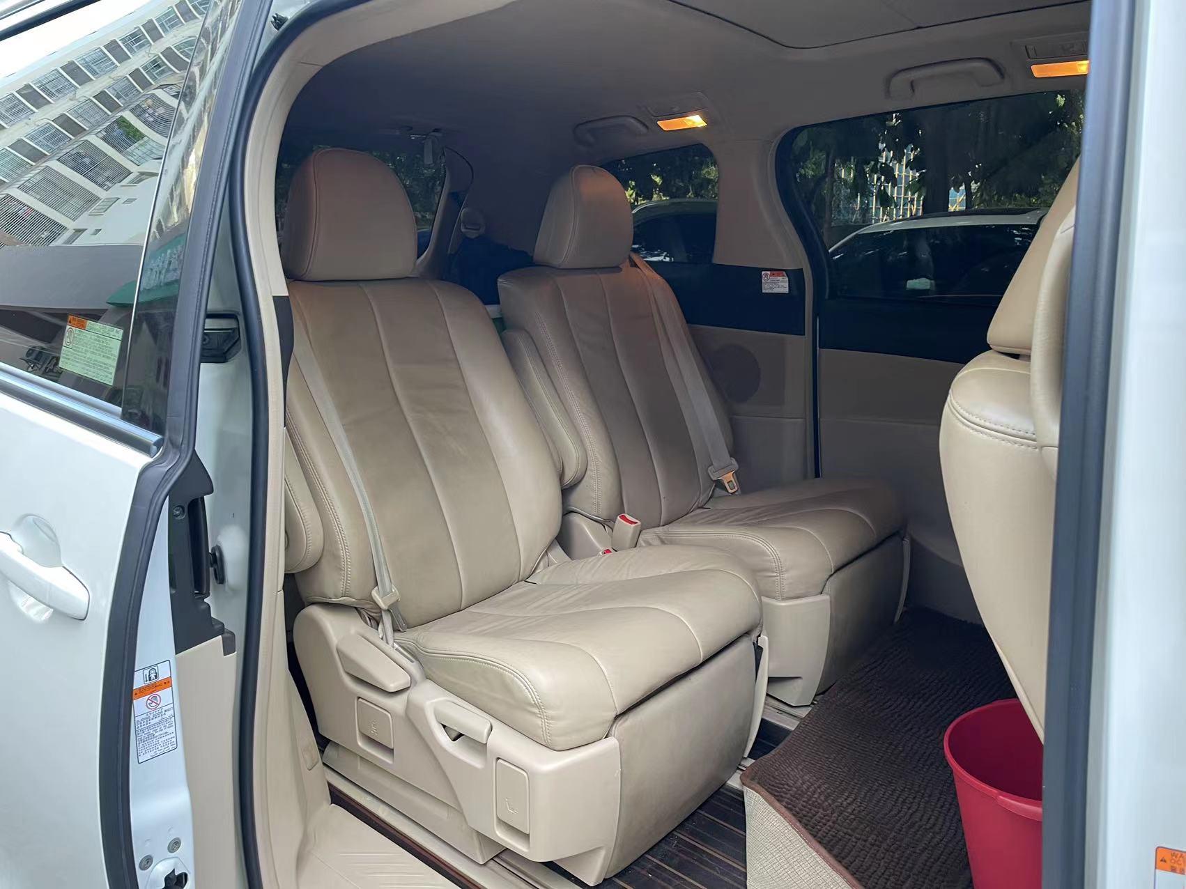 Toyota Previa 2018 #5 Toyota Previa 2018 car image #5