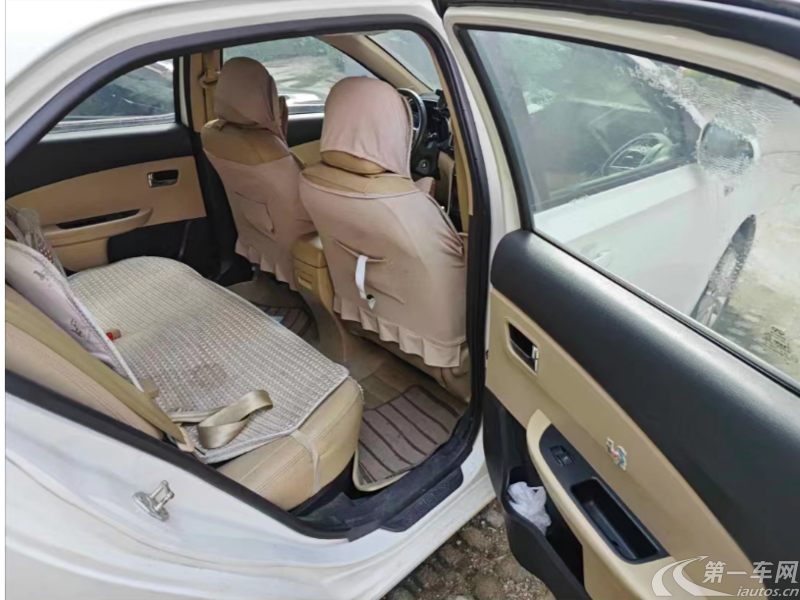 Chery E3 2013 #5 Chery E3 2013 car image #5