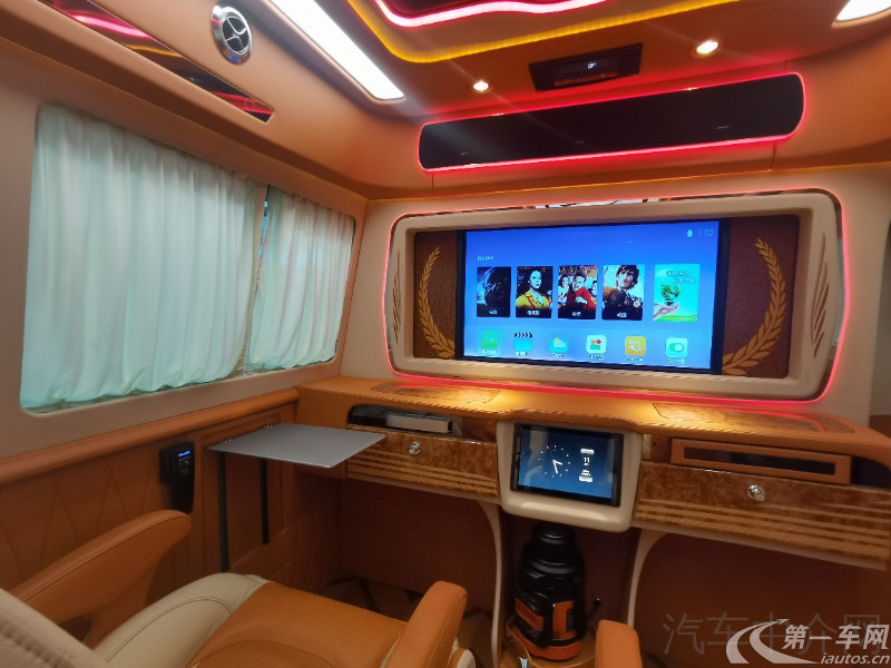 Volkswagen Caravelle 2019 #5 Volkswagen Caravelle 2019 car image #5