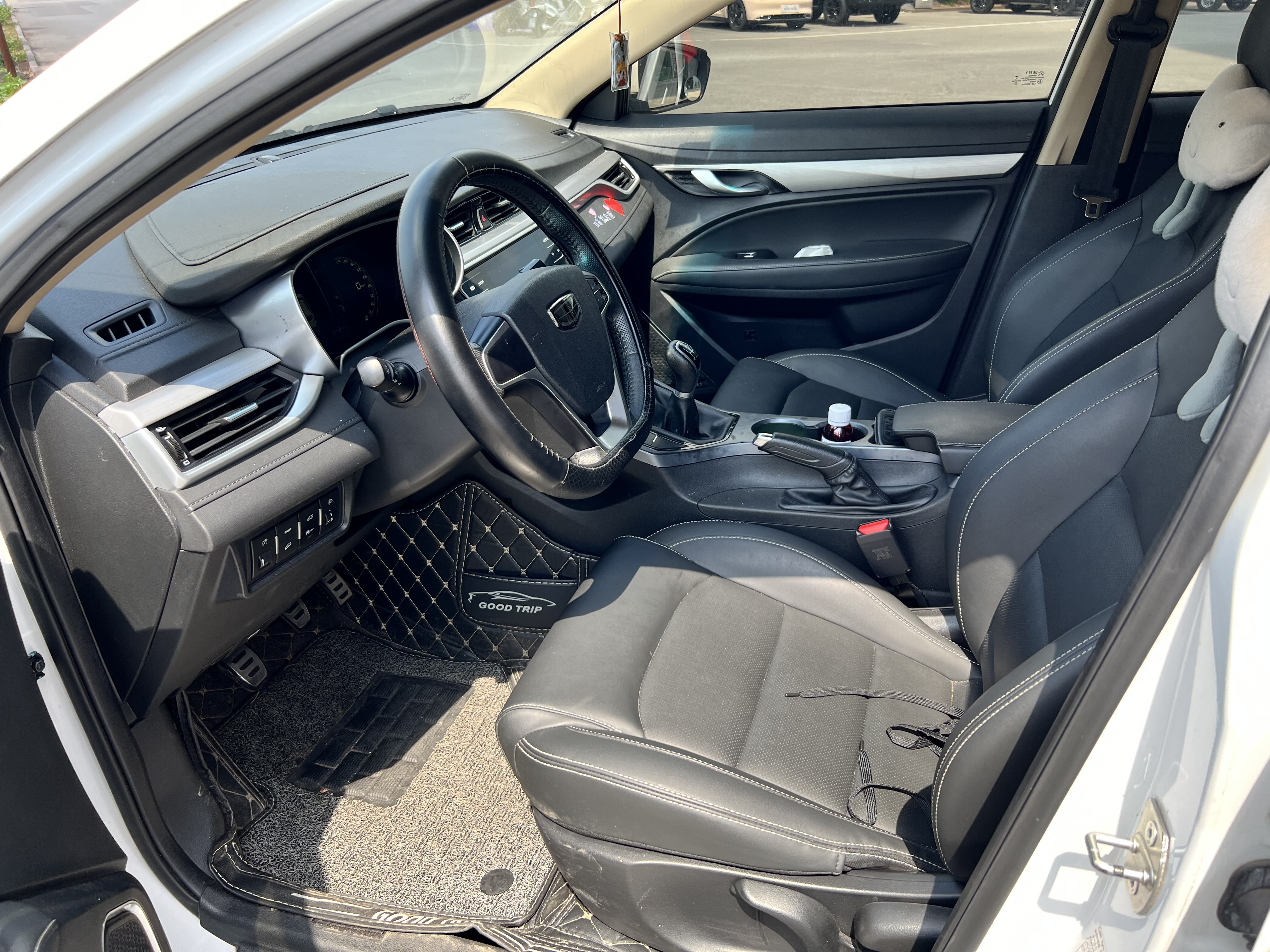 GEELY Vision S1 2018 car image #5