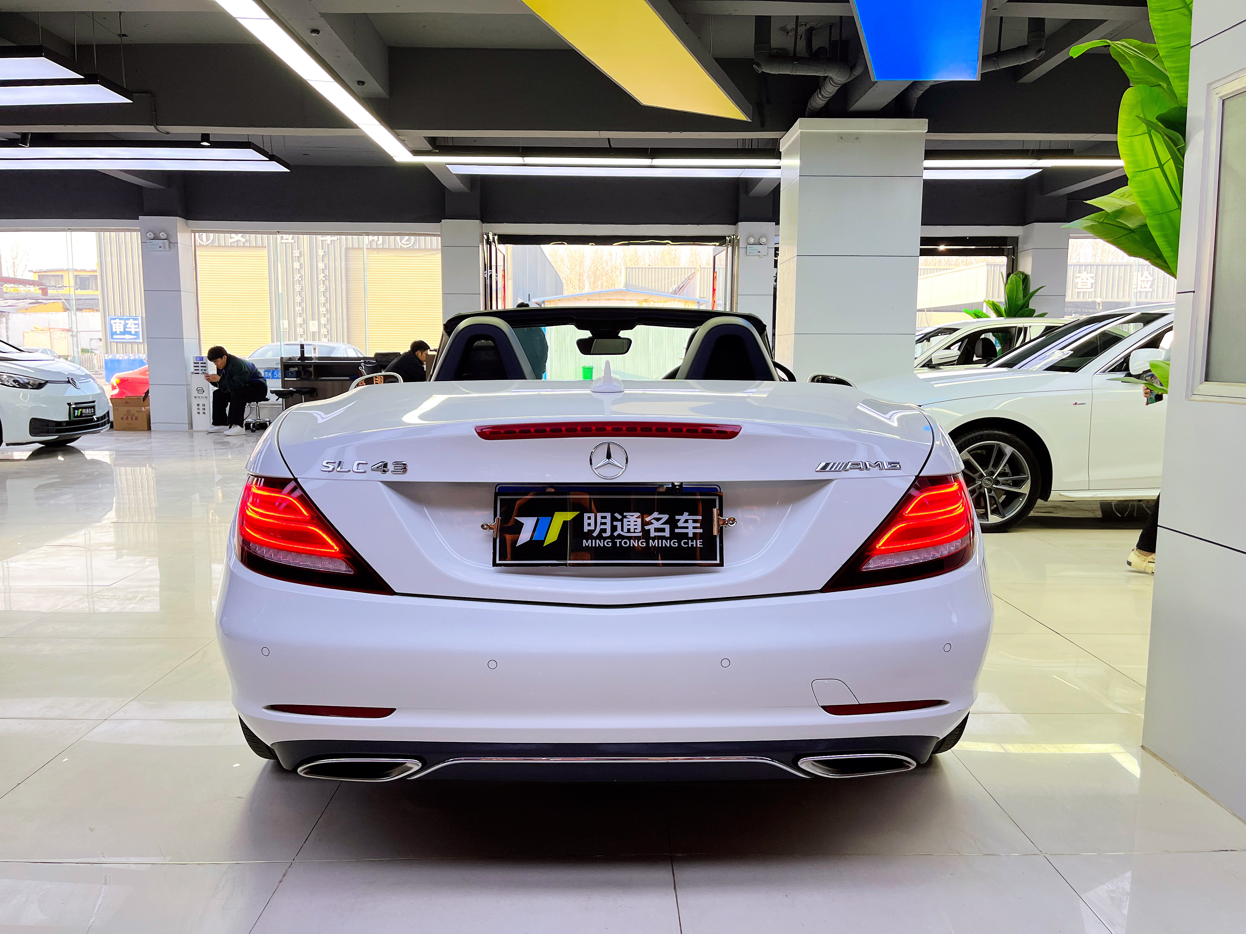 Mercedes-Benz SLC Class 2018 #5 Mercedes-Benz SLC Class 2018 car image #5