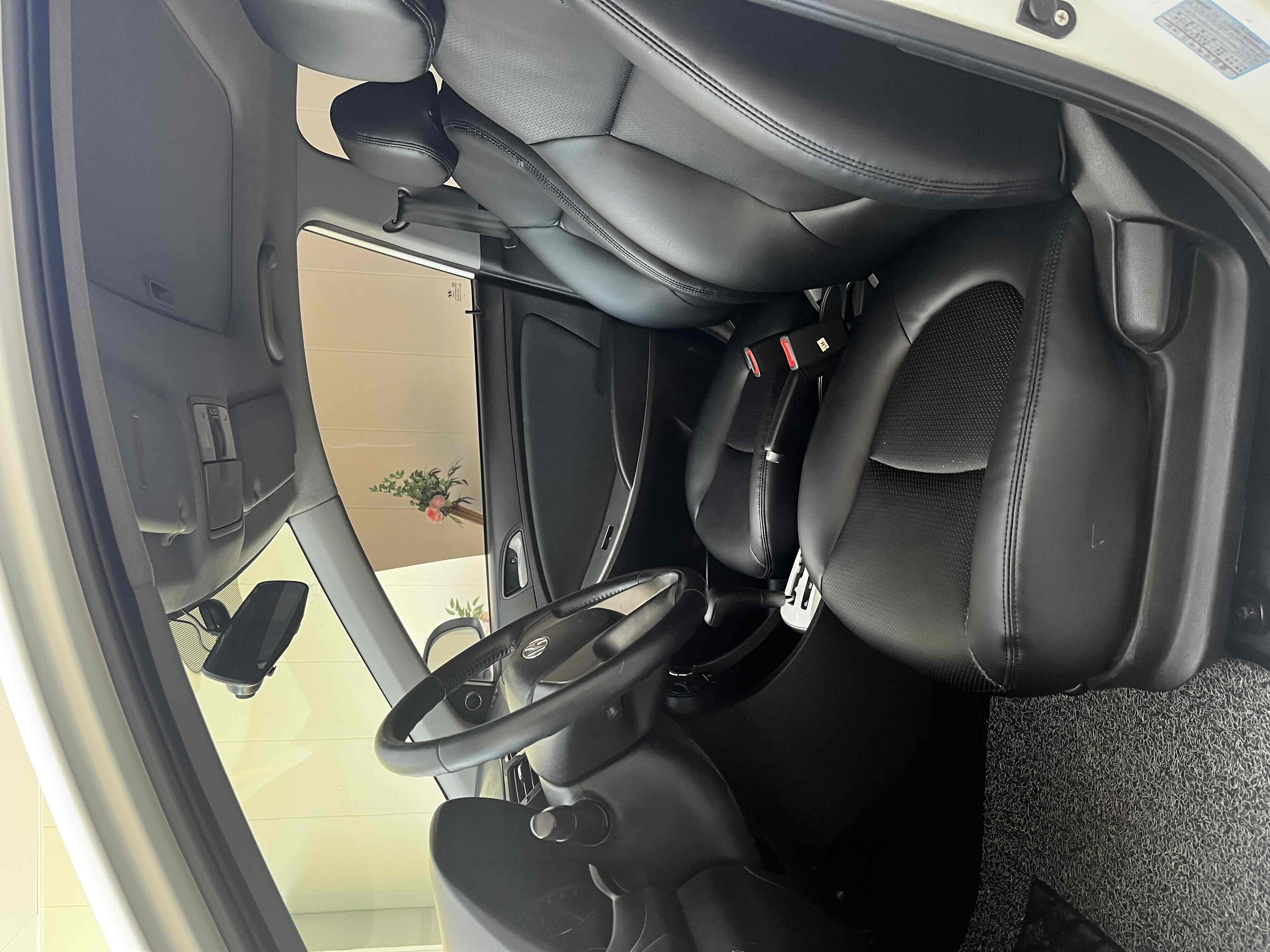 Hyundai Reina Hatchback 2014 #5 Hyundai Reina Hatchback 2014 immagine di auto #5