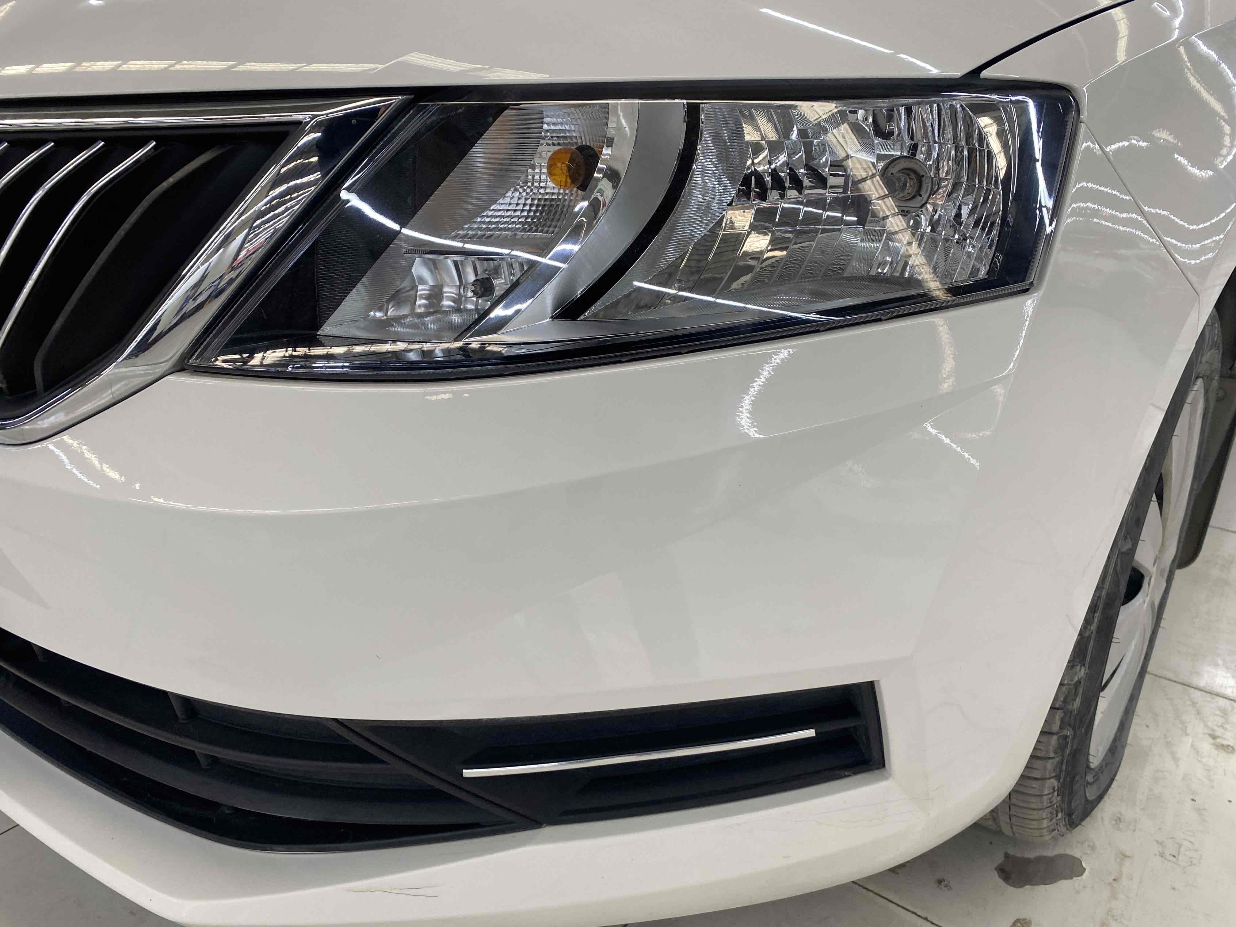 Skoda Rapid Spaceback 2019 car image #5