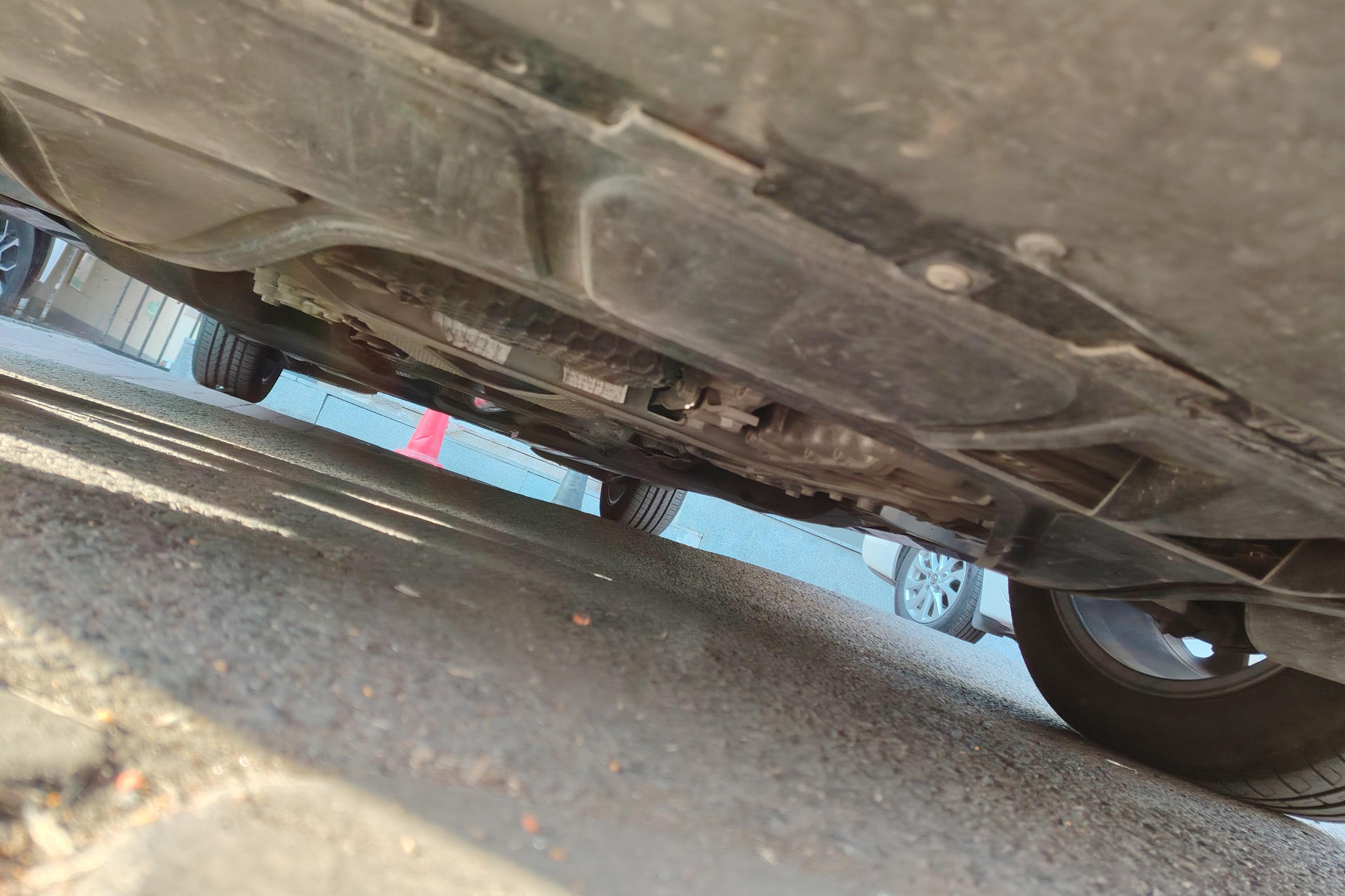 Volkswagen Passat Variant 2022 immagine di auto #5