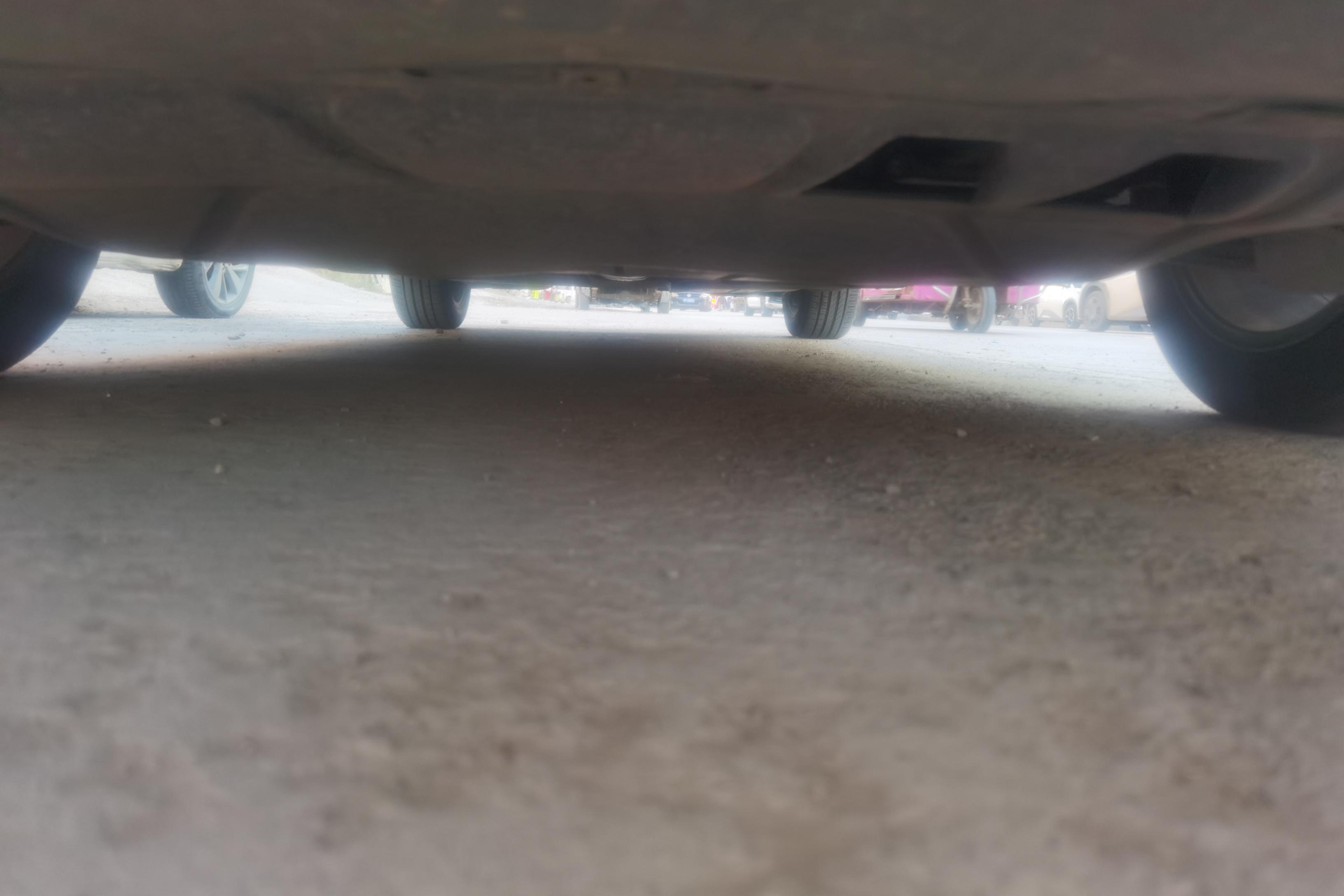 Volkswagen Passat Variant 2023 immagine di auto #5