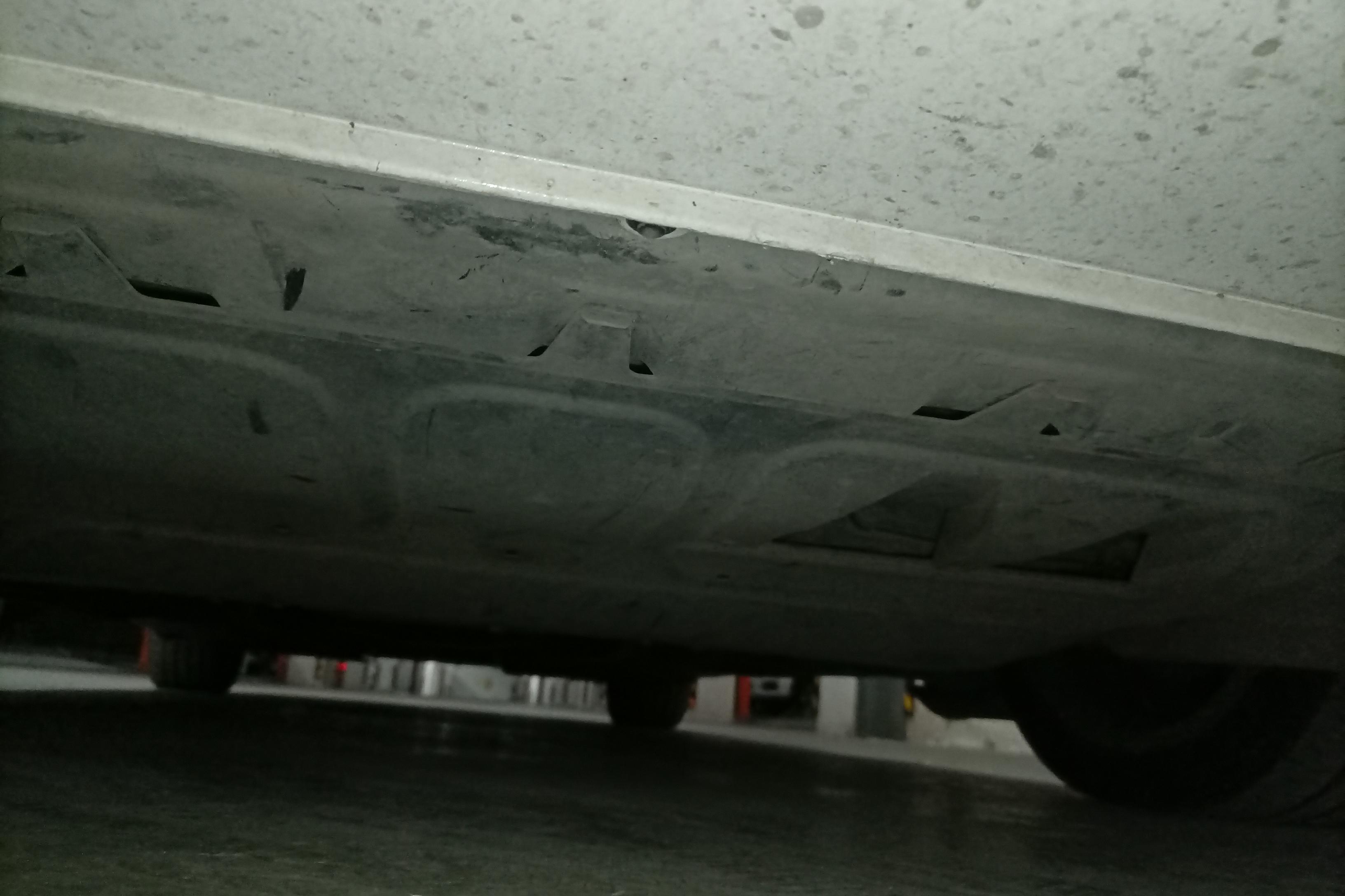 Skoda Superb Combi 2014 car image #5