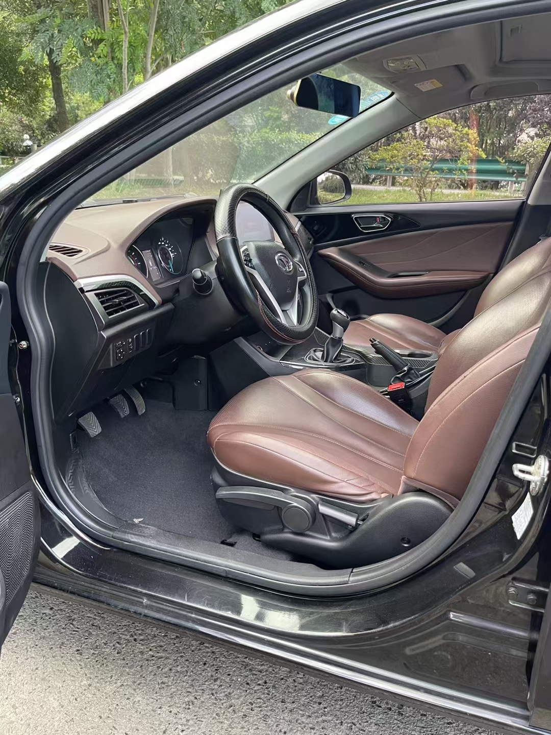 Soueast A5 Wing Dance 2018 #5 Soueast A5 Wing Dance 2018 car image #5