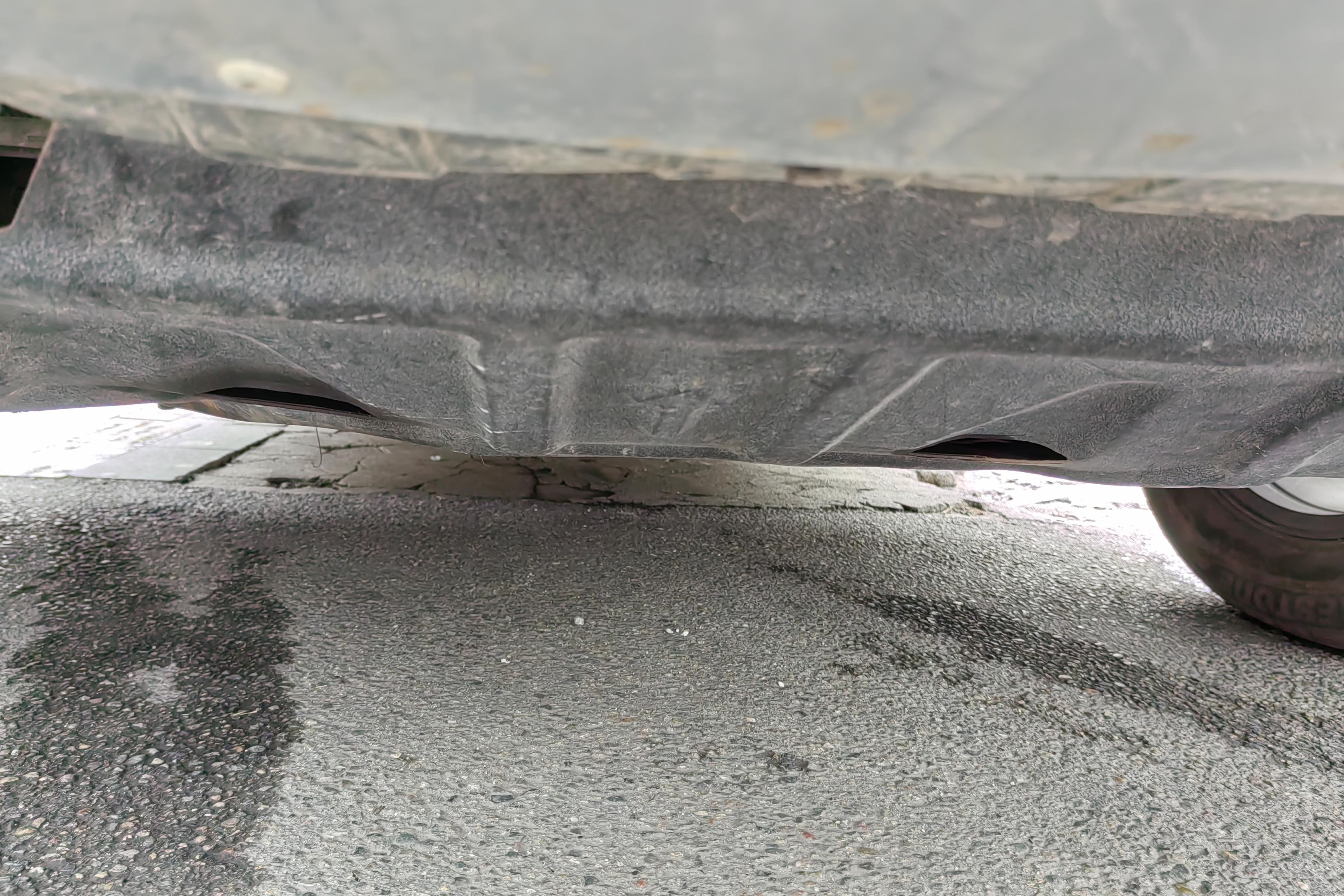 Roewe RX8 2018 изображение автомобиля #5