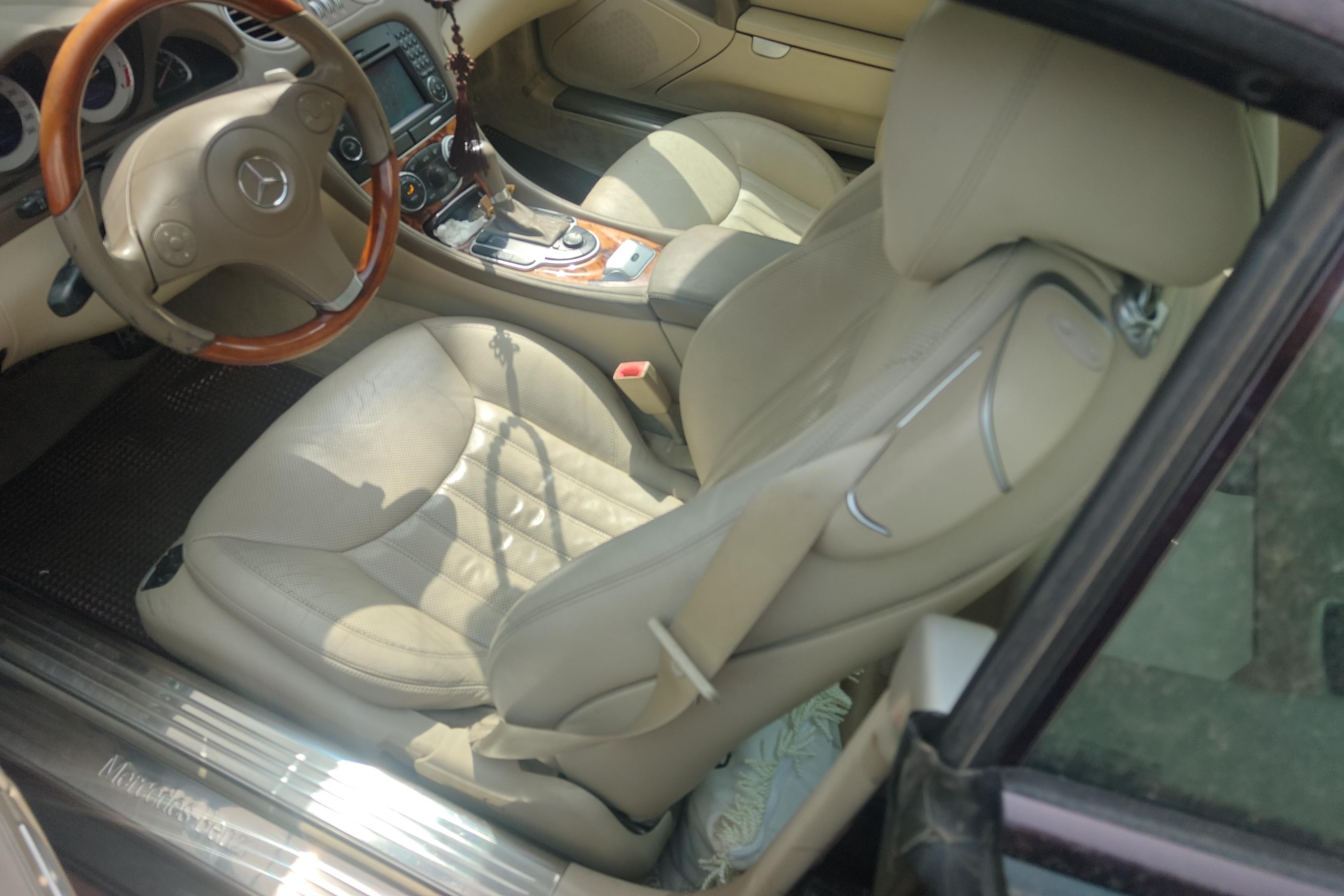 Mercedes-Benz SL Class 2010 #5 Mercedes-Benz SL Class 2010 car image #5