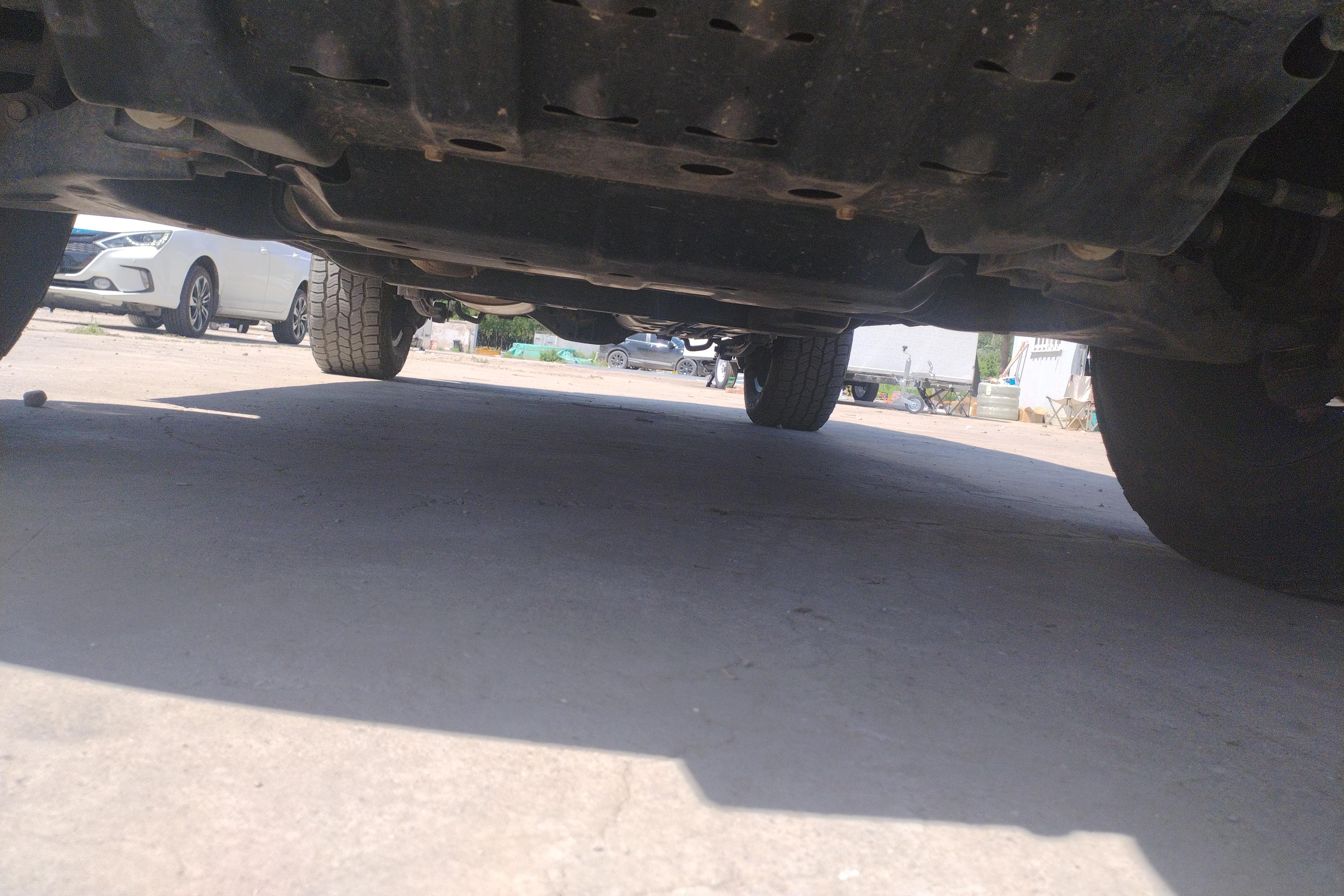 Tank 400 2023 car image #5