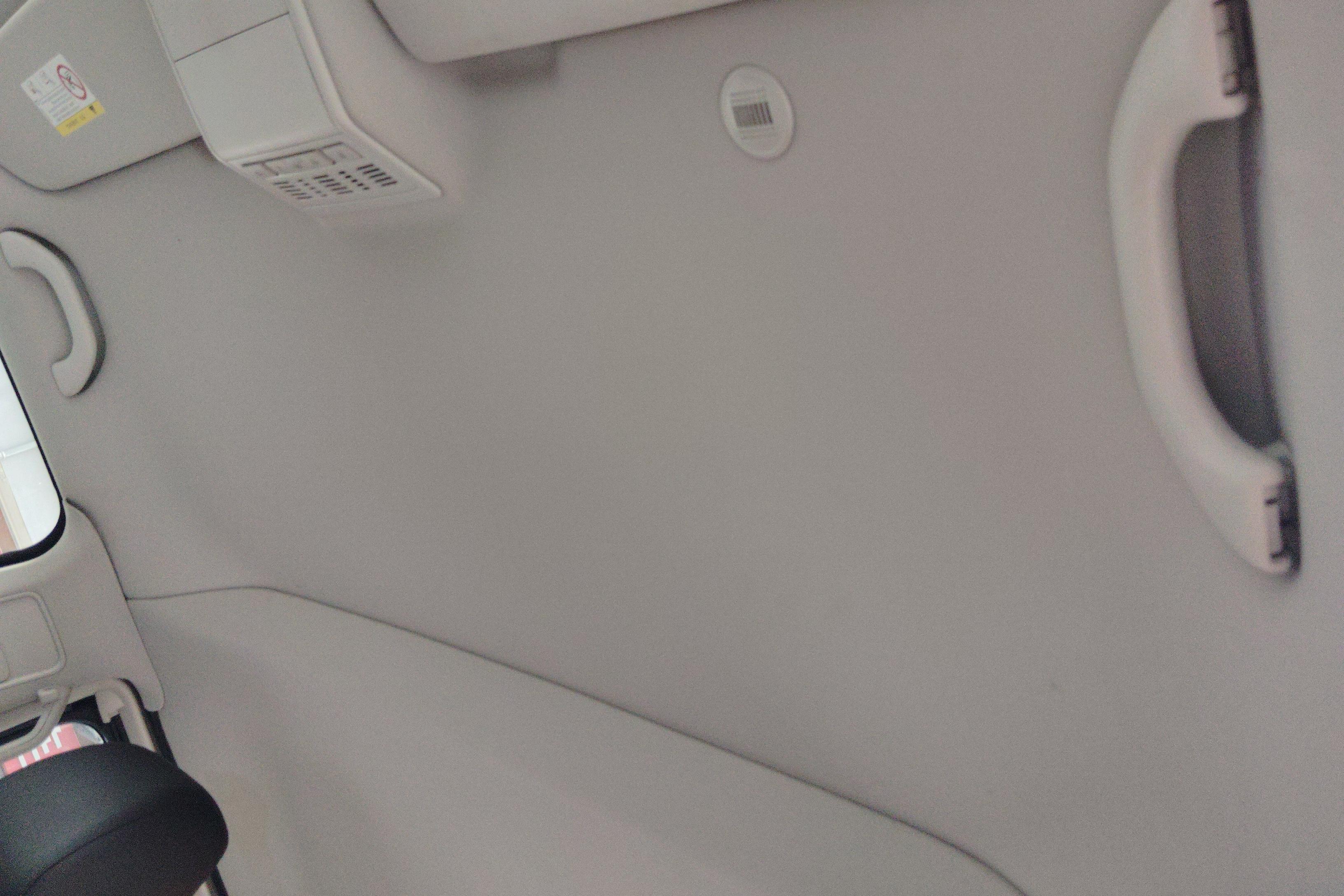 Volkswagen Caravelle 2017 immagine di auto #5