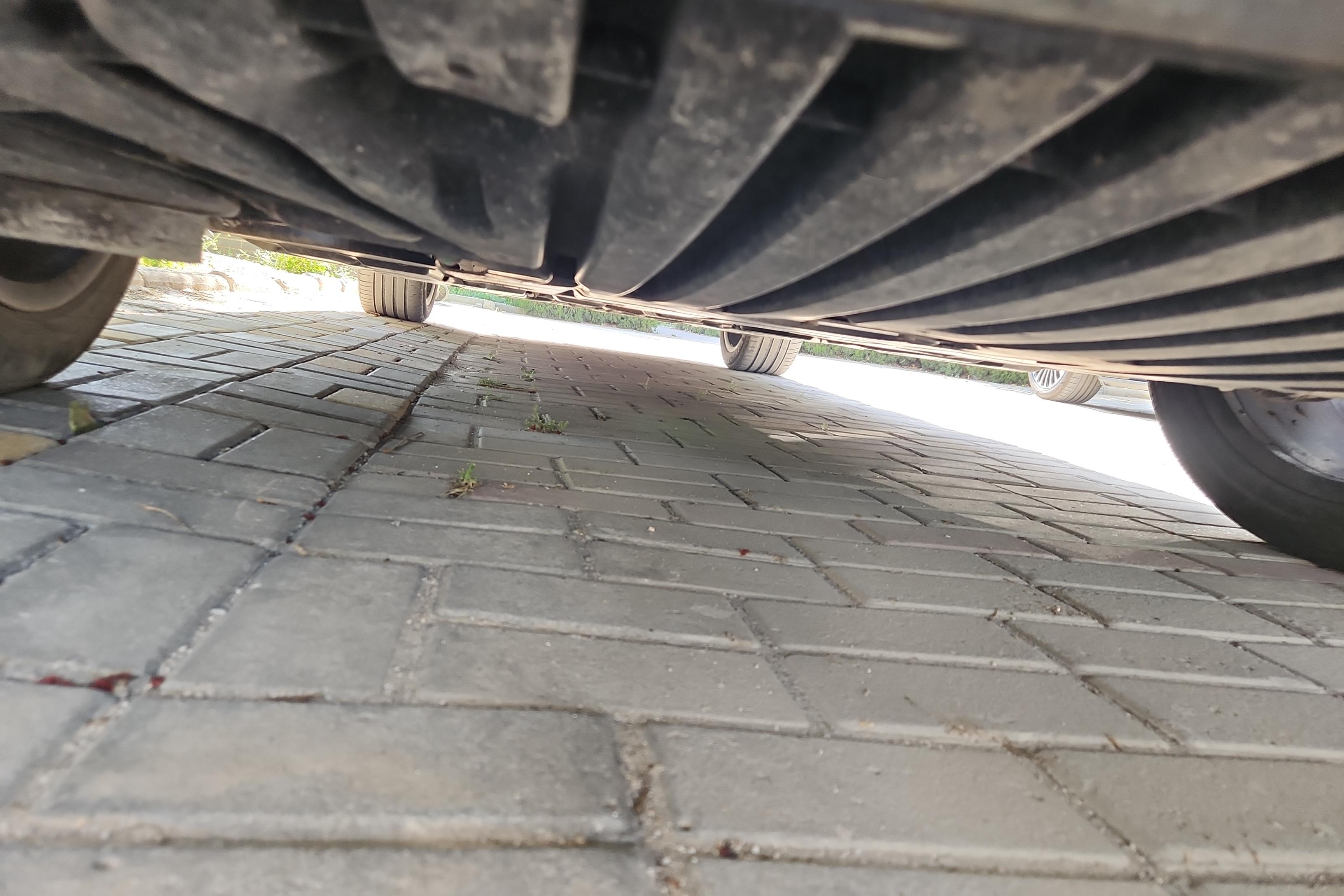 Mercedes-Benz R Class 2017 car image #5