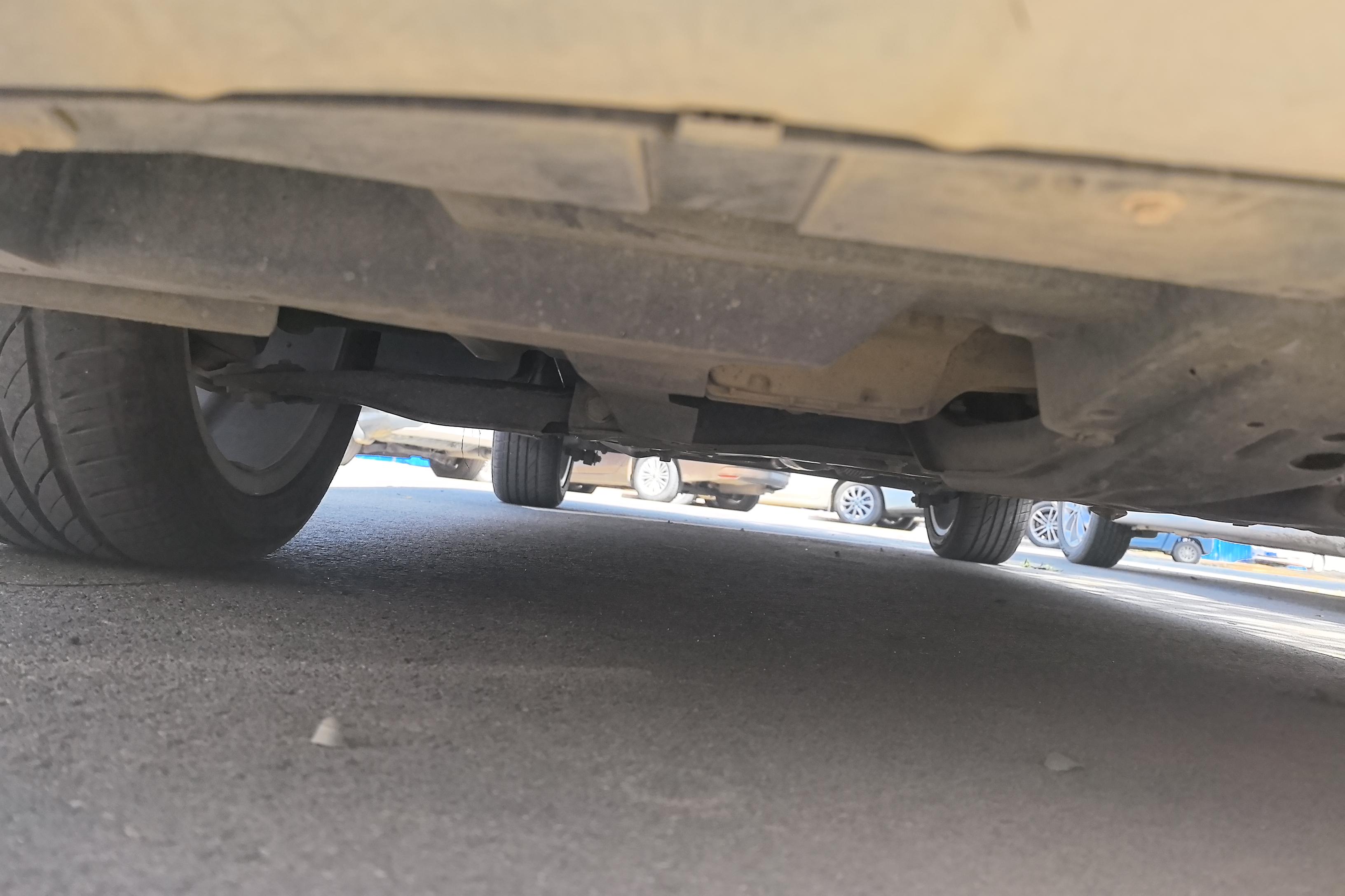 GEELY Vision S1 2018 car image #5