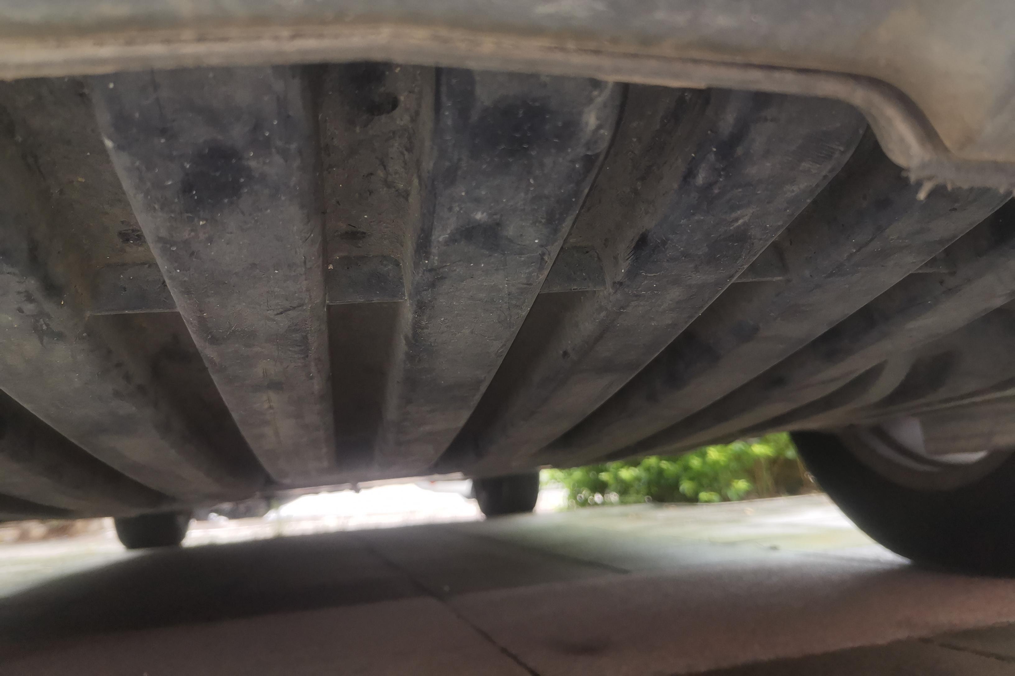 Mercedes-Benz R Class 2011 car image #5