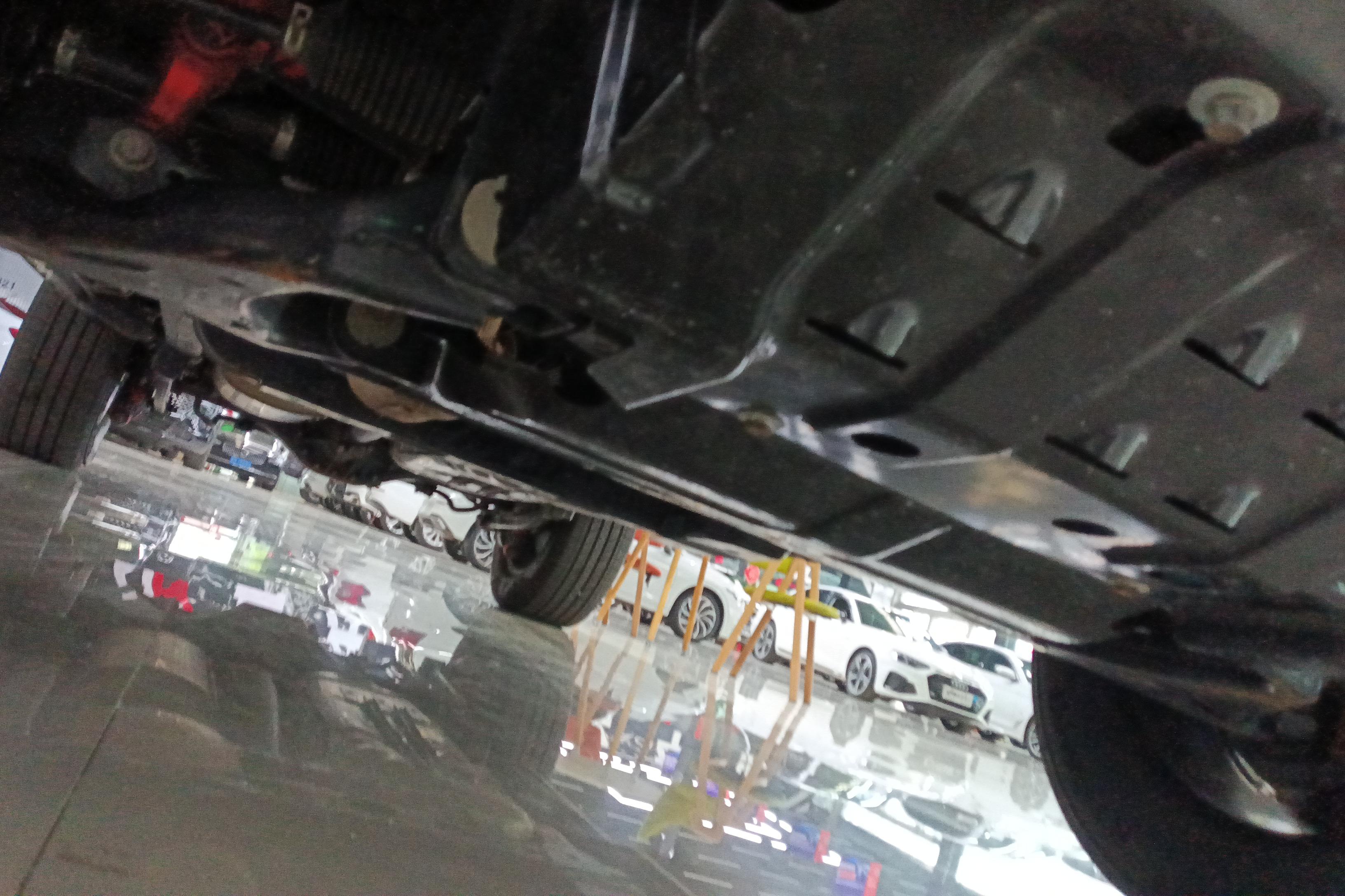 Tank 400 2024 car image #5