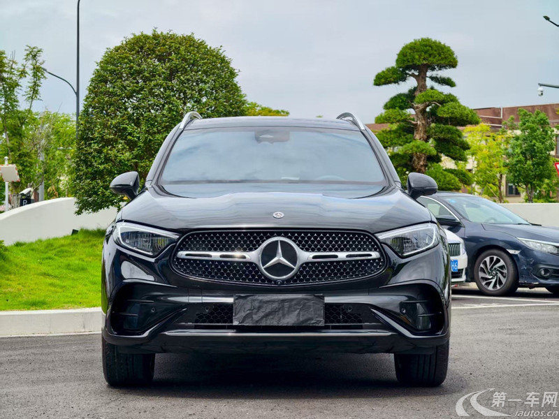 Mercedes-Benz GLC Class 2024 immagine di auto #5