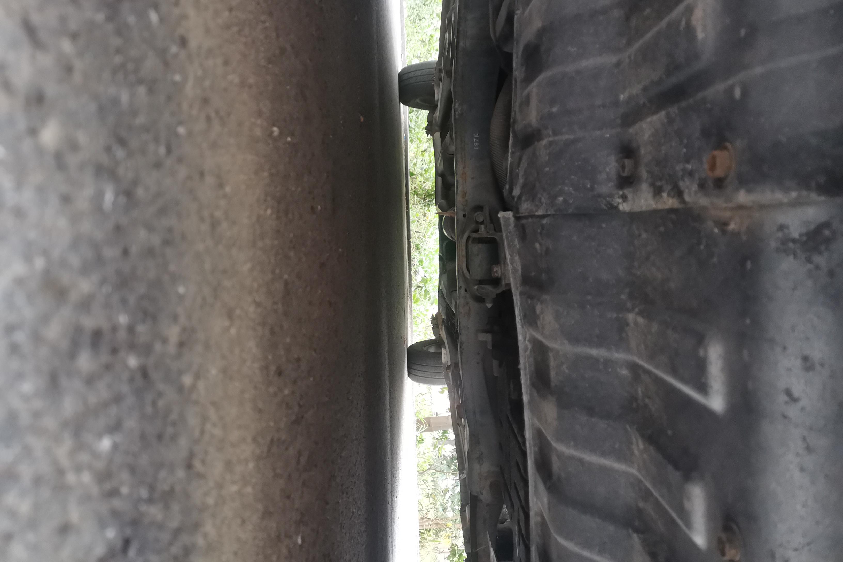 Hyundai Reina 2015 car image #5