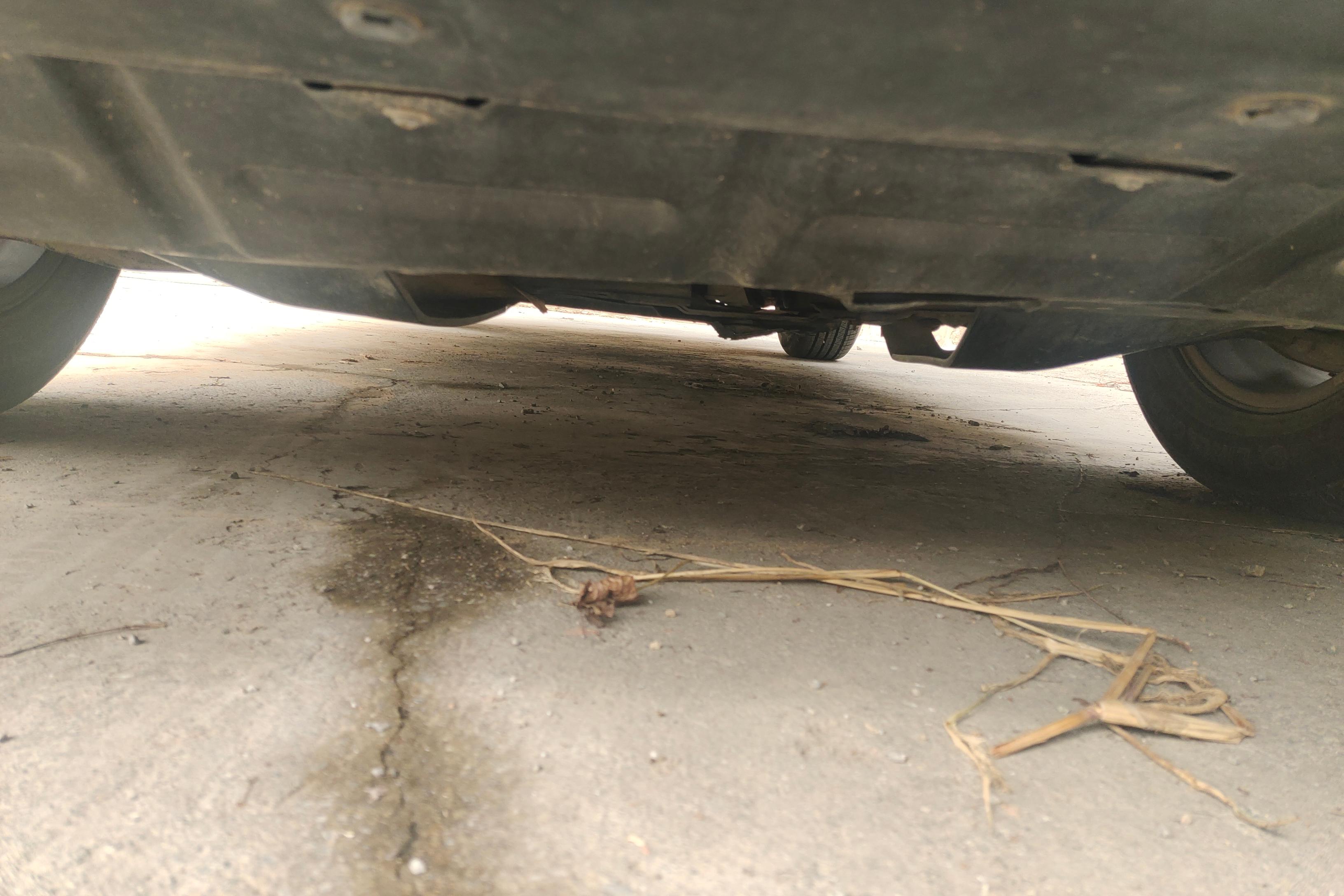 BYD Song 2015 car image #5